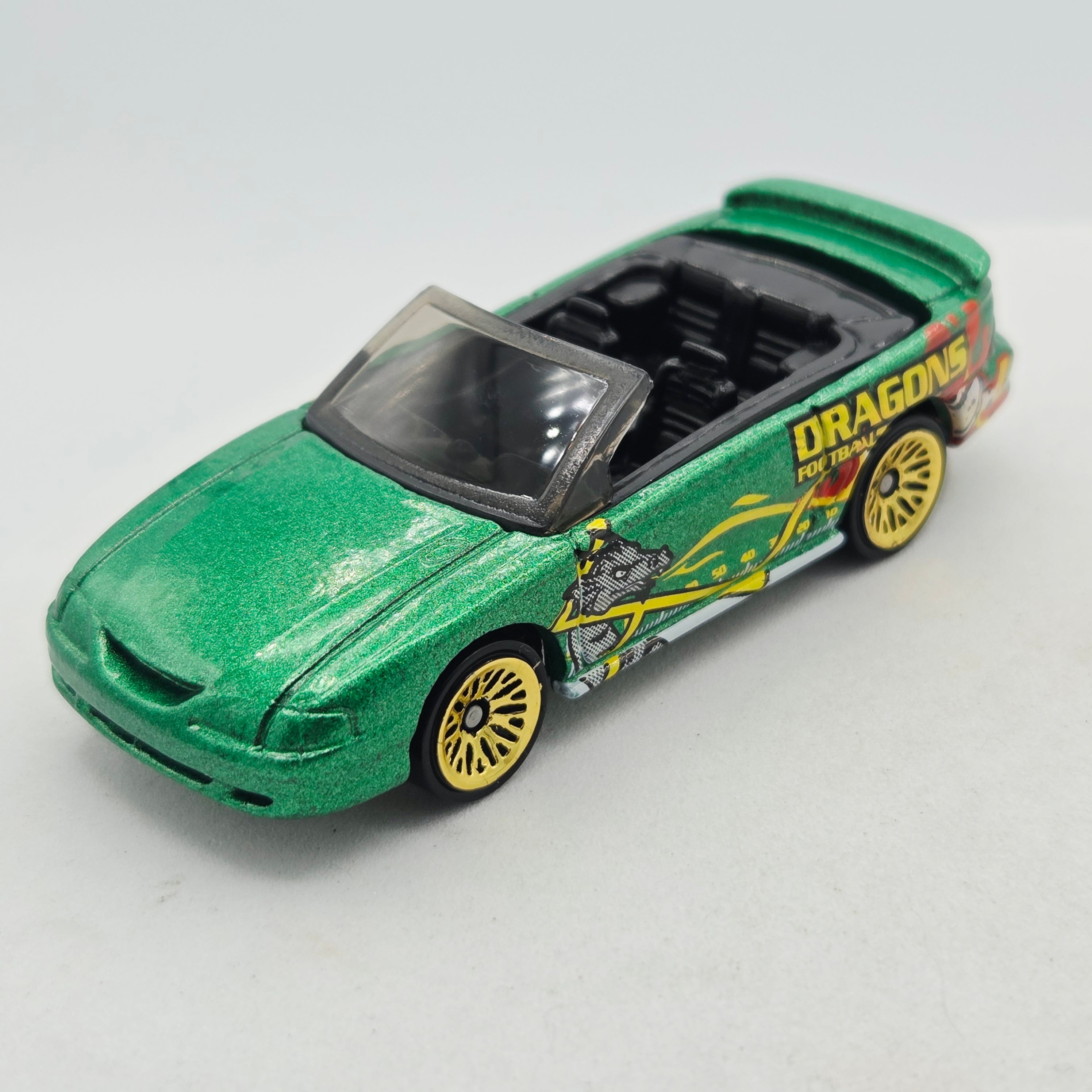 Hot Wheels '96 Ford Mustang GT 