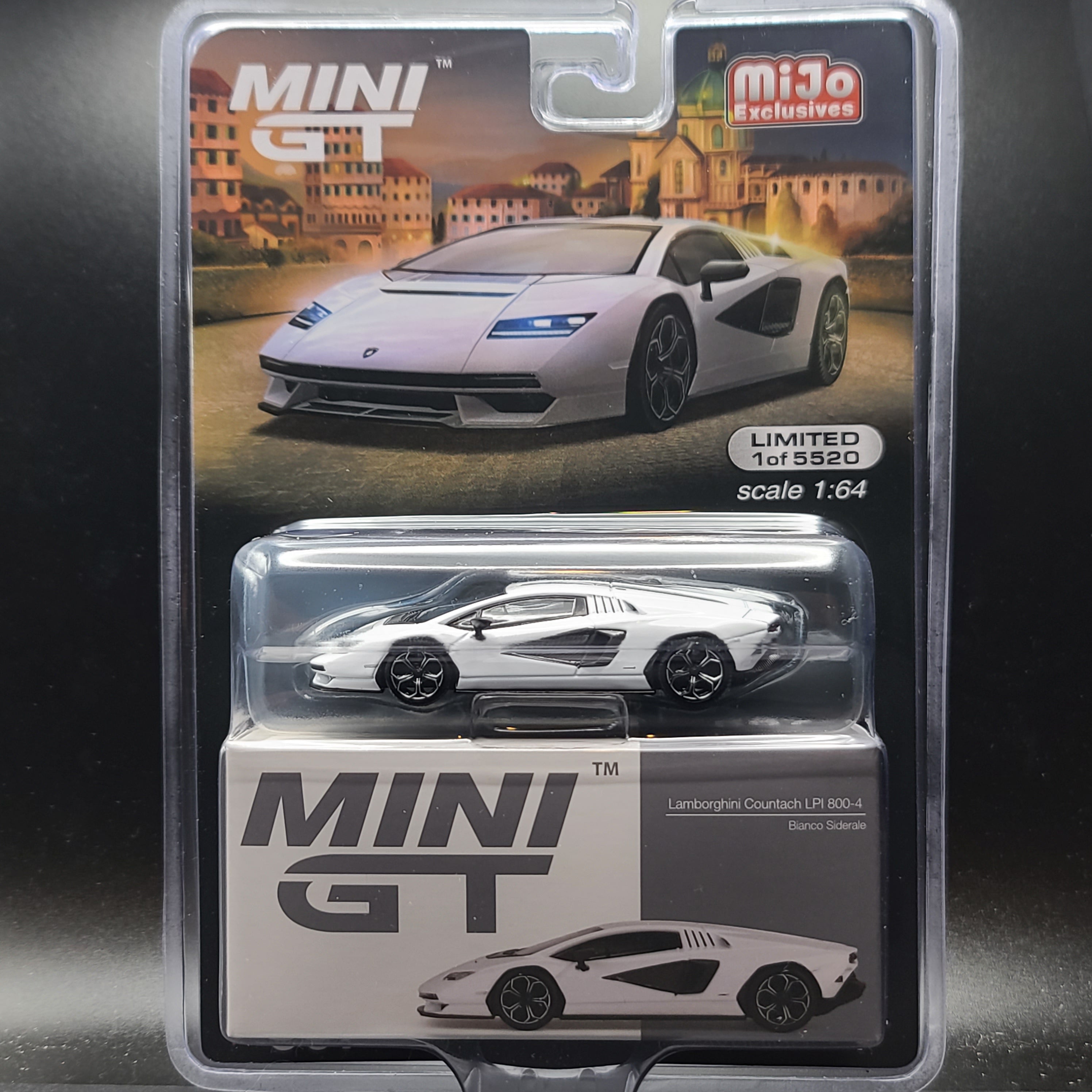 MINI GT Lamborghini Countach LPI 800-4 - 1:64 scale, Bianco Siderale