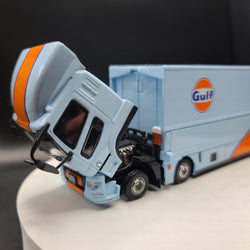 Tarmac Works Mitsubishi Fuso Super Great Truck, 1:64 scale Gulf Racing (2024)