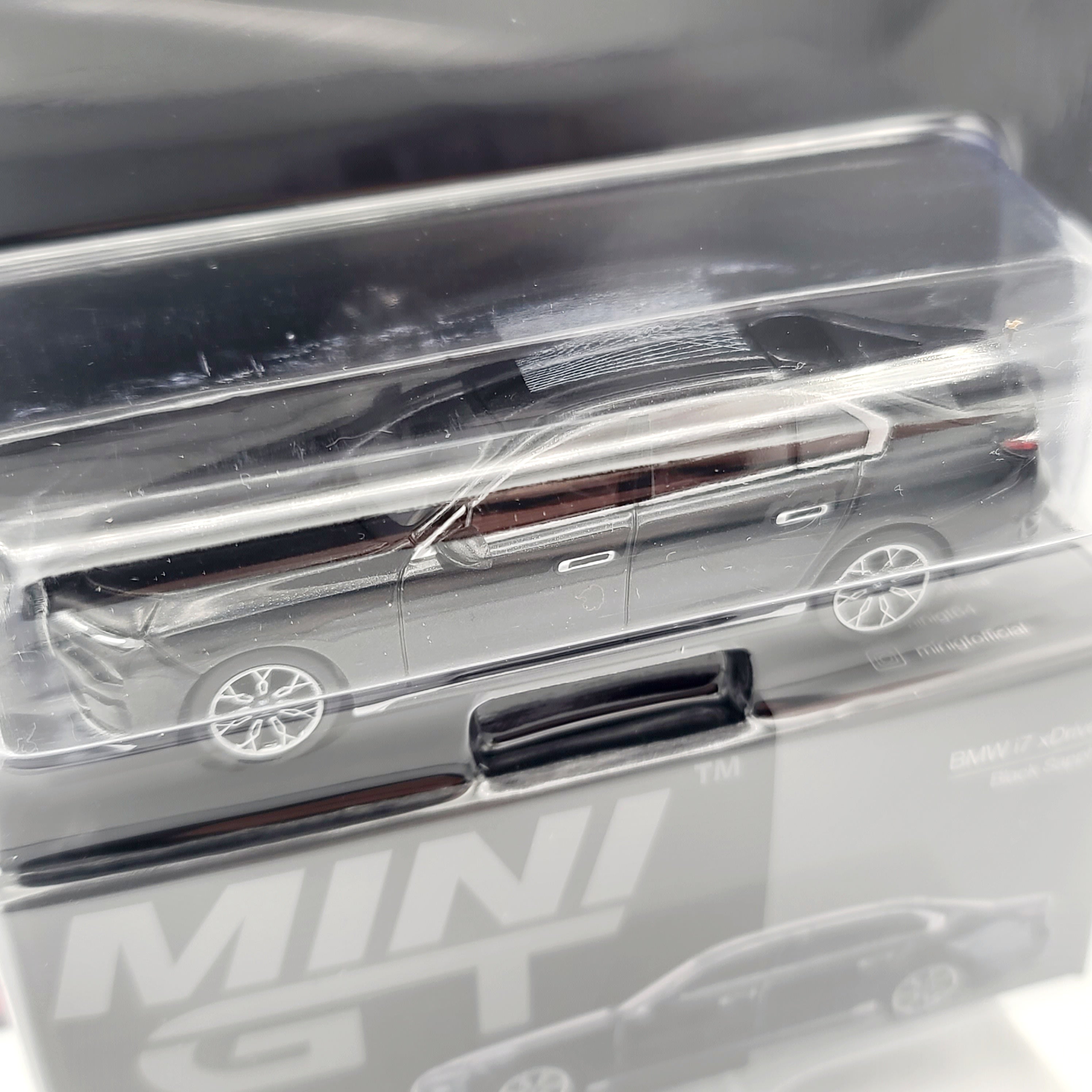 Mini GT BMW i7 xDrive60 - 1:64 scale, Black Sapphire (2025 MIJO Exclusives - Limited Edition)