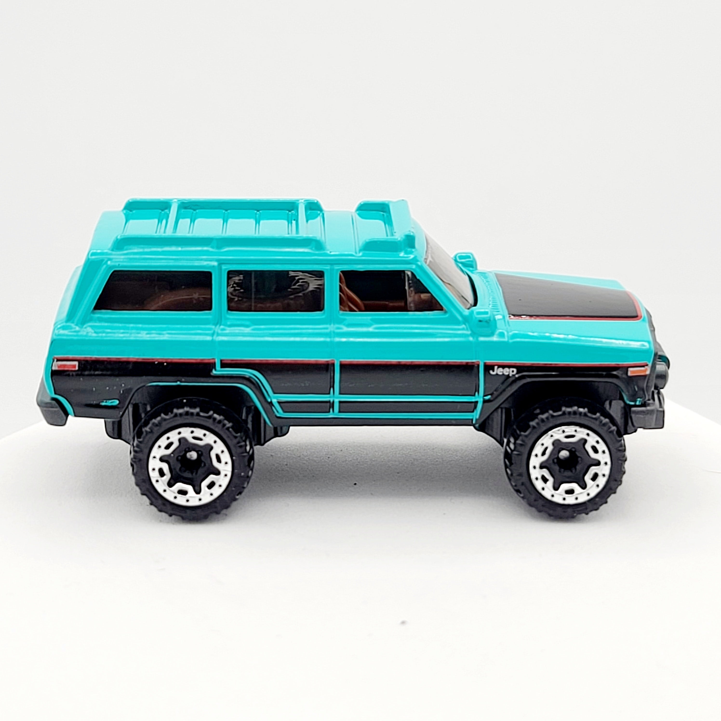 Hot Wheels '88 Jeep Wagoneer (2023 Kroger Store Exclusive)