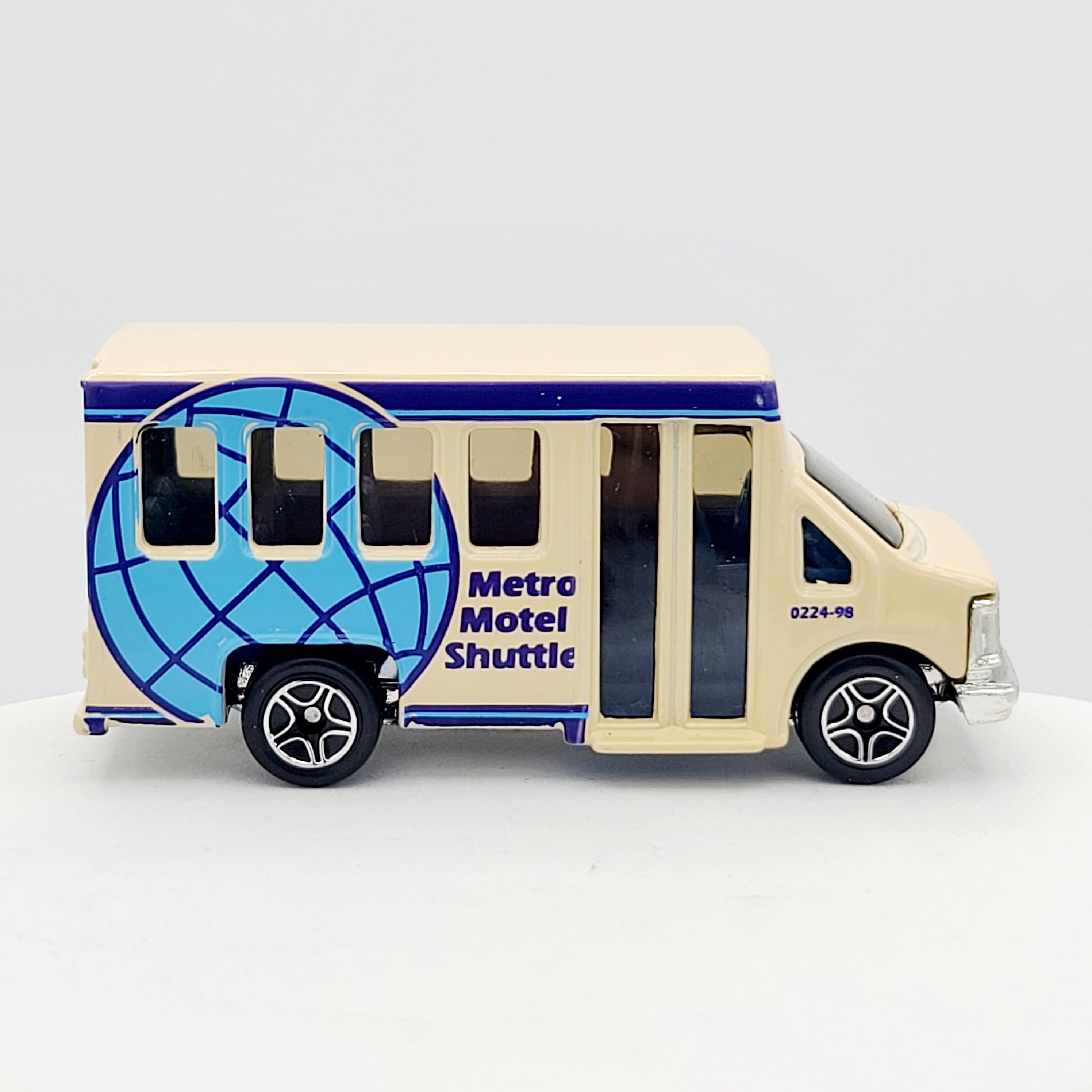 Matchbox Chevy Transport Bus (2000 MBX Basic - On Tour)