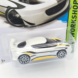 Hot Wheels Lotus Evora GT4 (2014 HW Basic - Workshop All Stars)