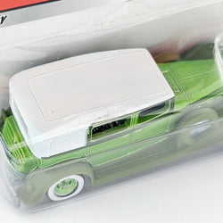 Hot Wheels Classic Packard, Green (2009 HW Premium - Larry's Garage)