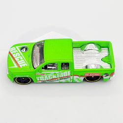 Hot Wheels - TREASURE HUNT - Chevy Silverado (2020 HW Basic - Rescue)