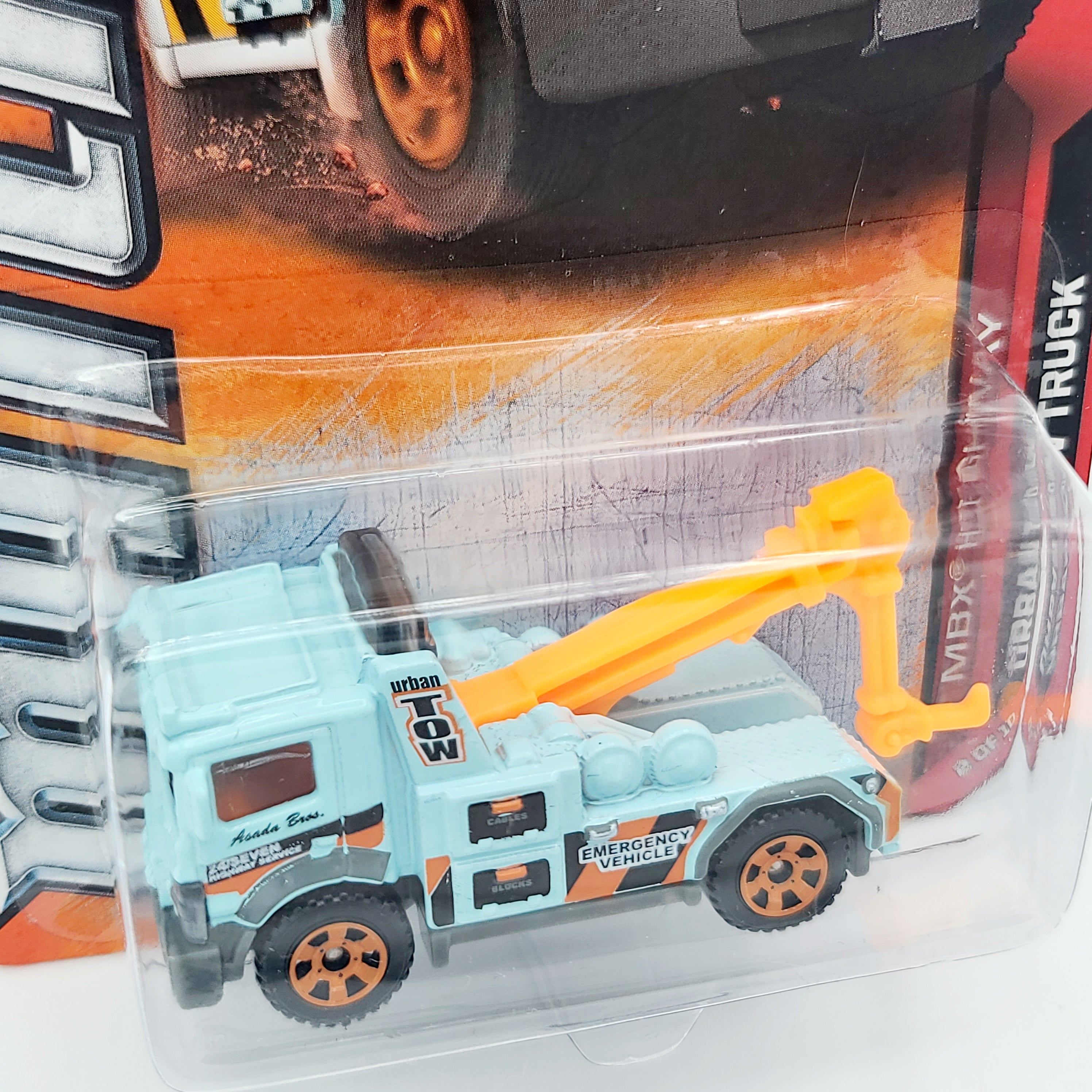 Matchbox Urban Tow Truck (2012 MBX Basic - Highway)