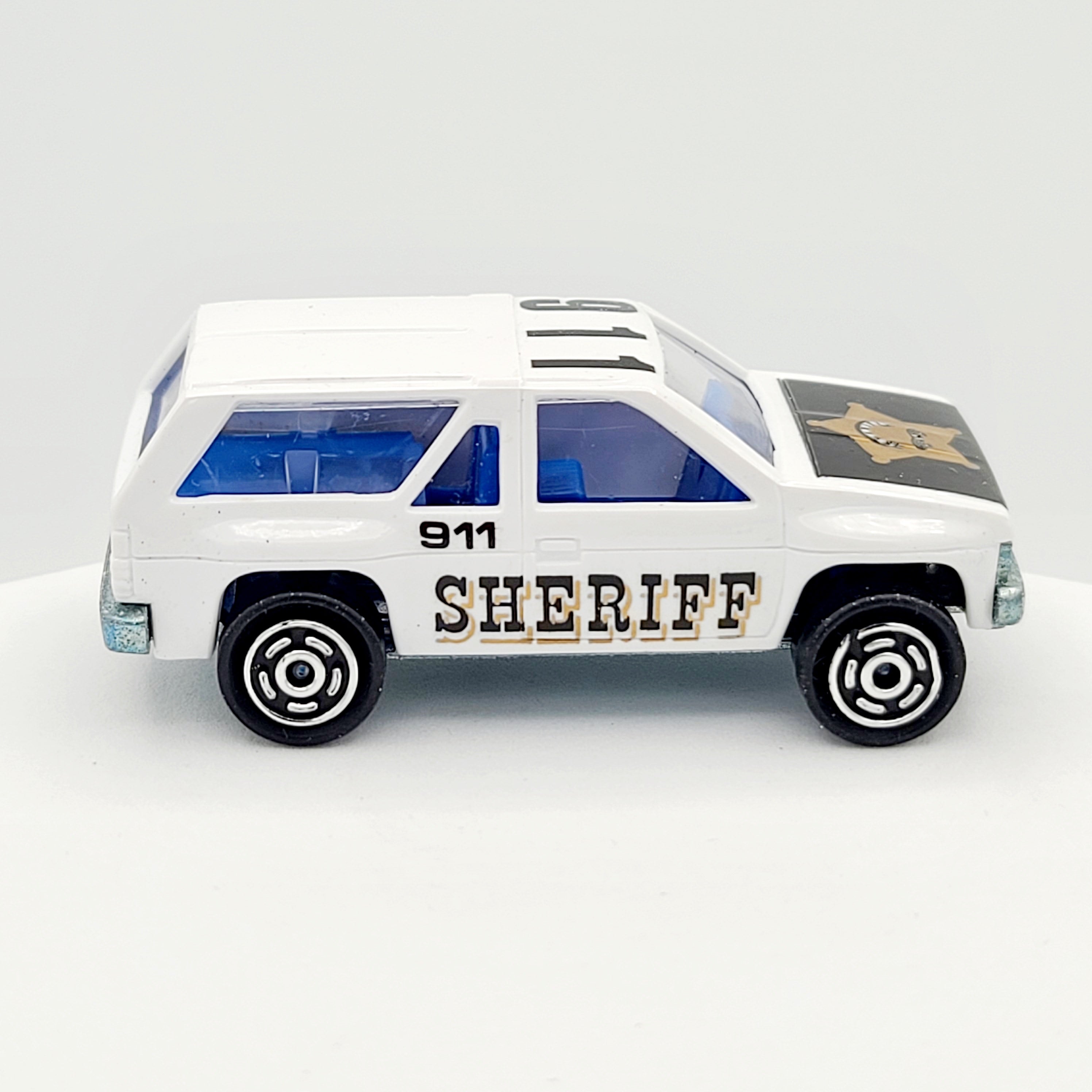 Majorette Nissan Pathfinder "Sheriff" #107 Novacar (1994 100 Series)