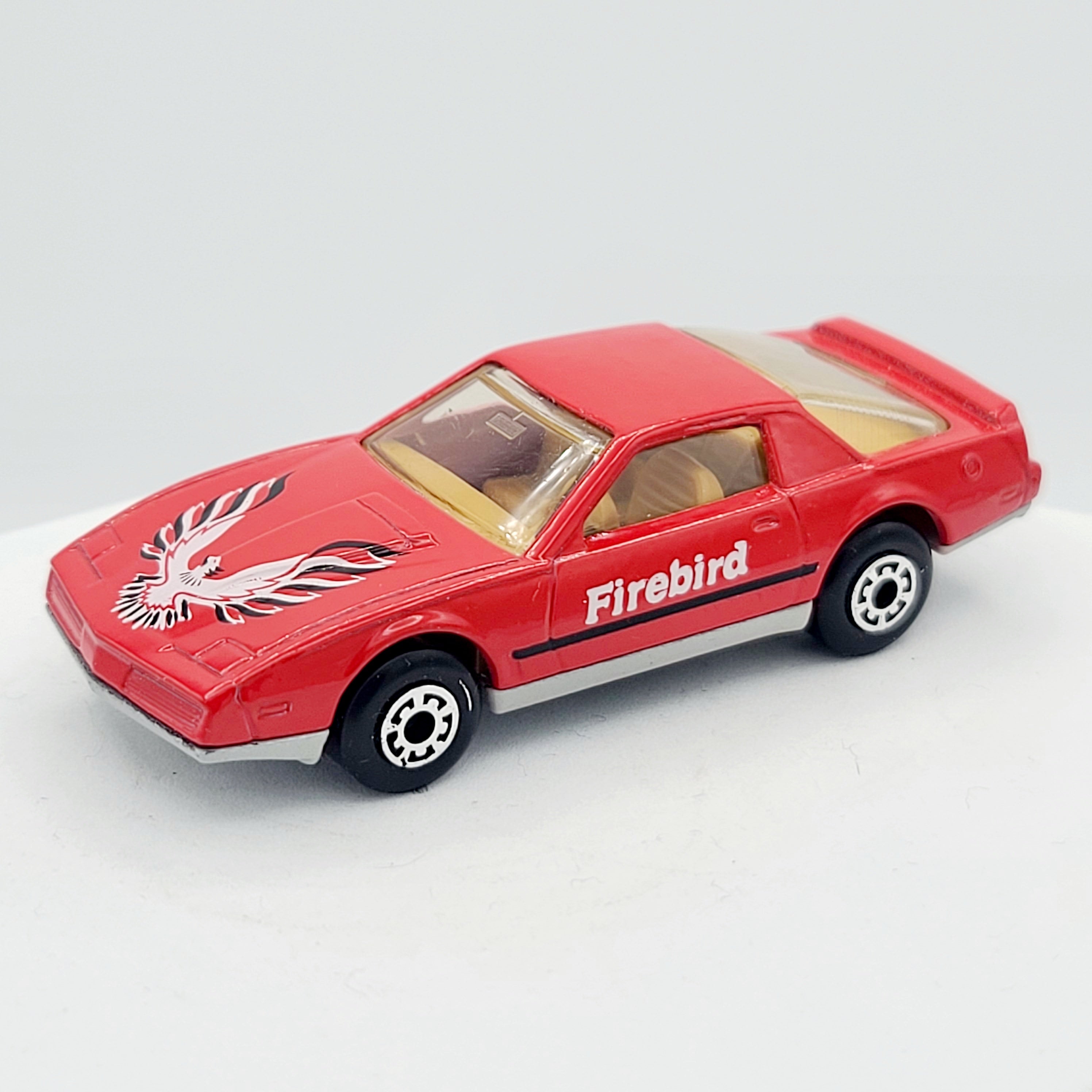 Matchbox Pontiac Firebird SE (1983 MBX Basic 1-75)