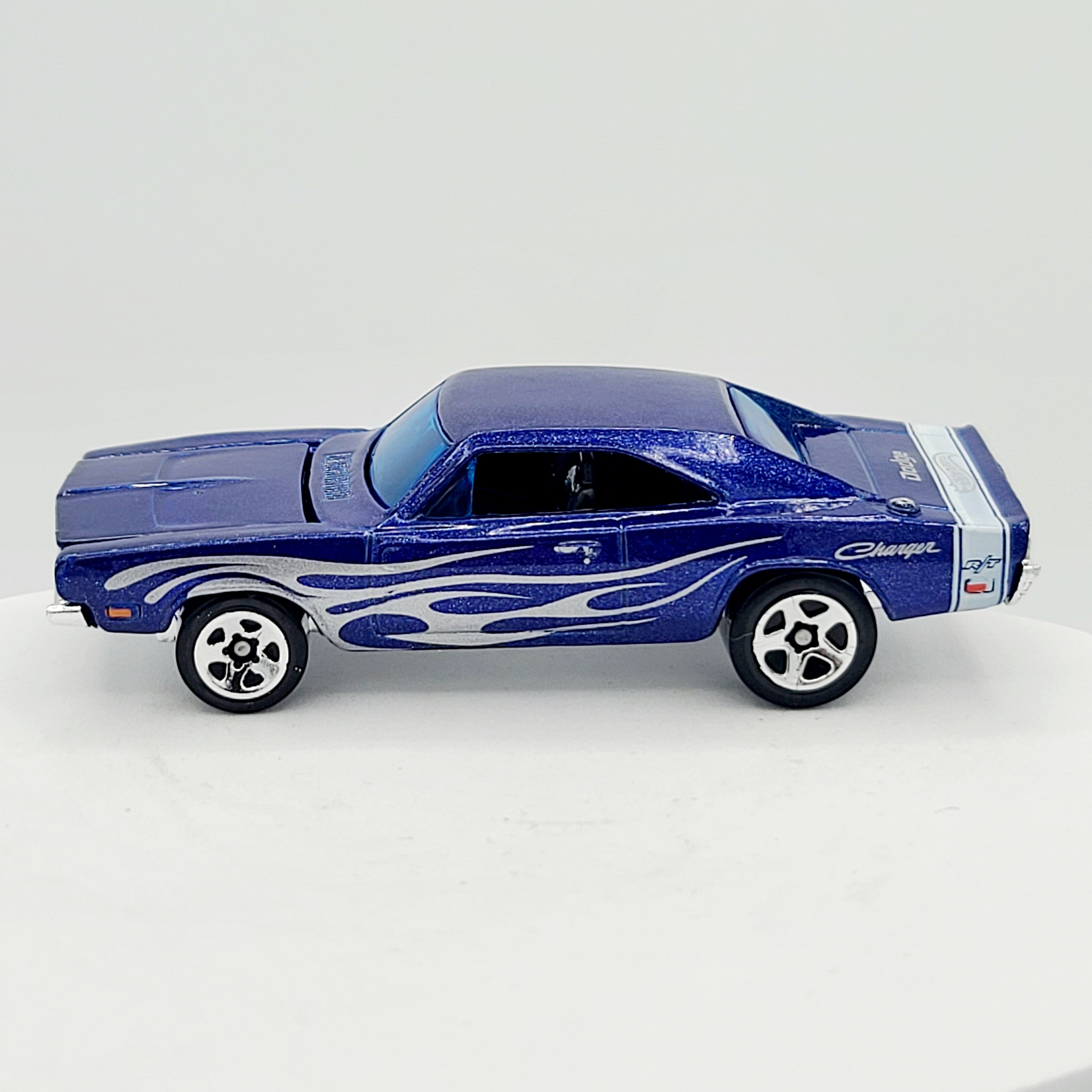 Hot Wheels '69 Dodge Charger - Opening Hood (2005 Multipack Exclusive)