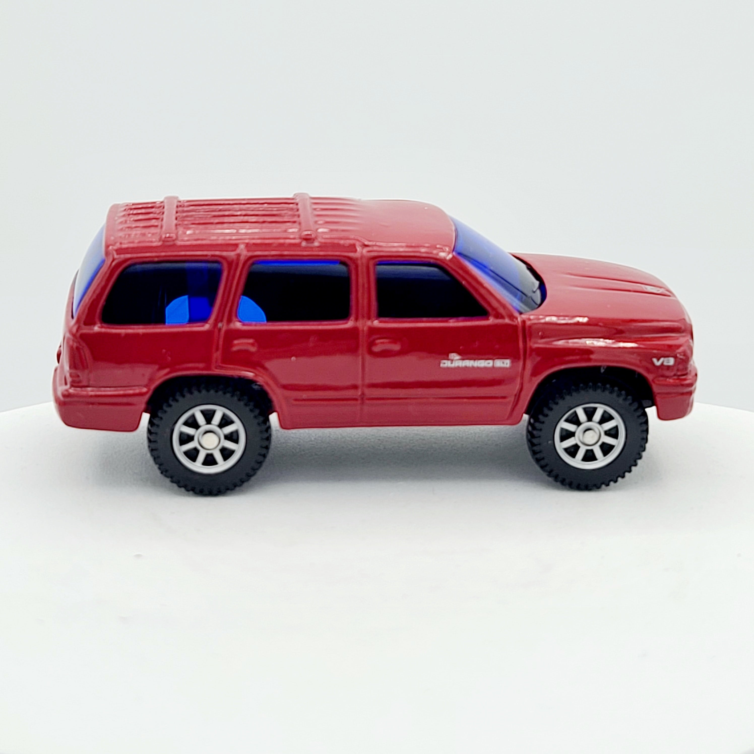 Maisto Dodge Durango SLT V8 (Speed Wheels / Road & Track)