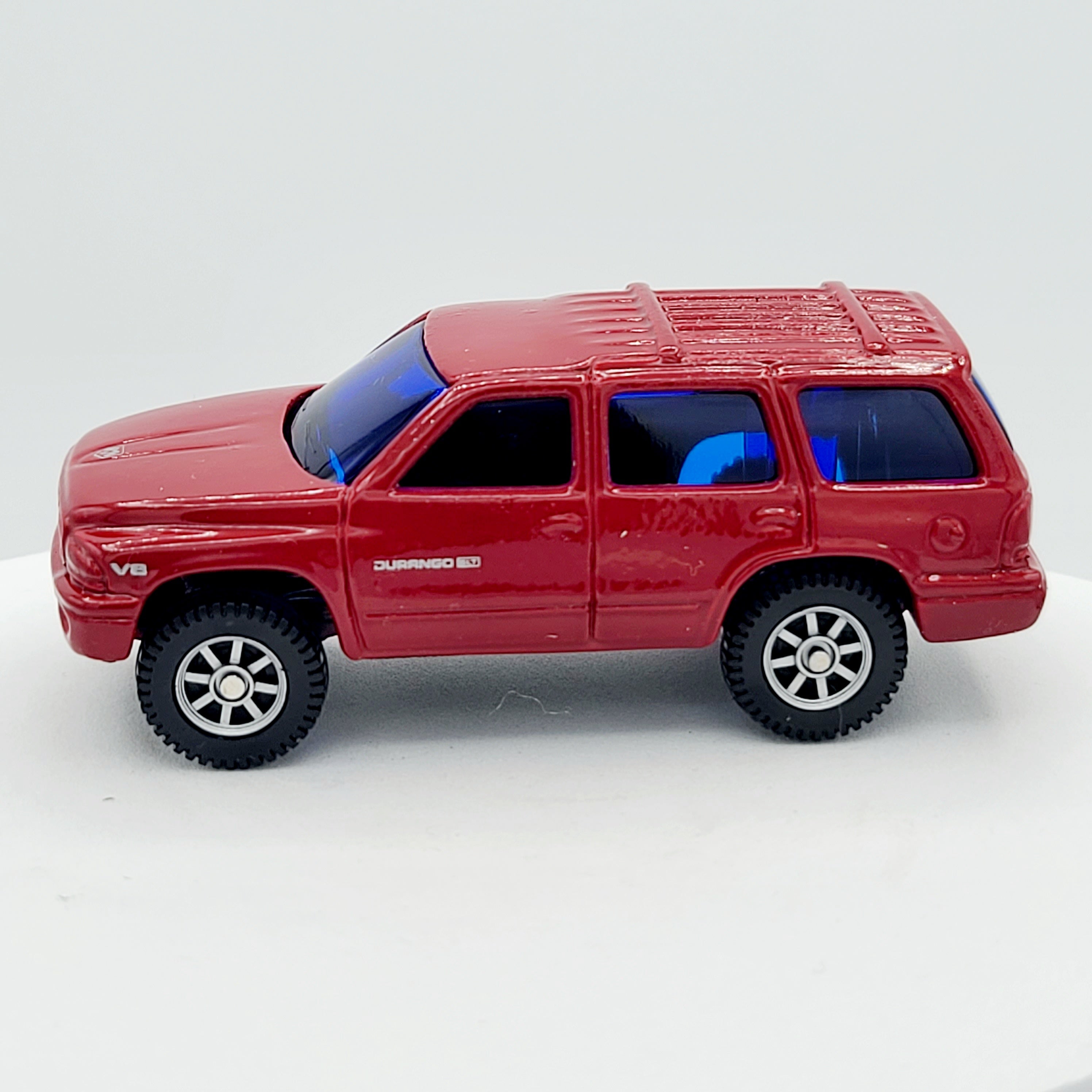 Maisto Dodge Durango SLT V8 (Speed Wheels / Road & Track)
