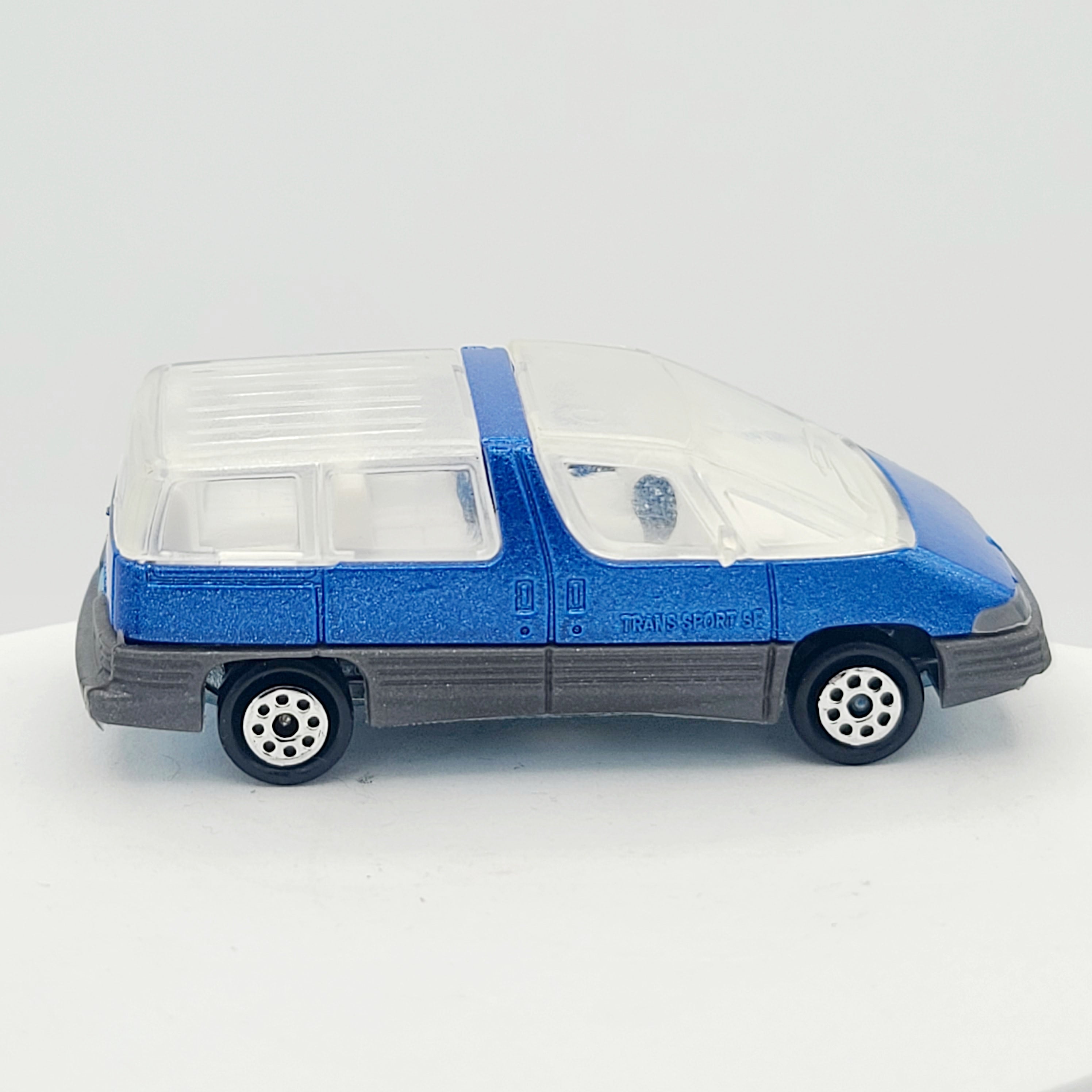 Majorette Pontiac Trans Sport Minivan (1994 200 Series)