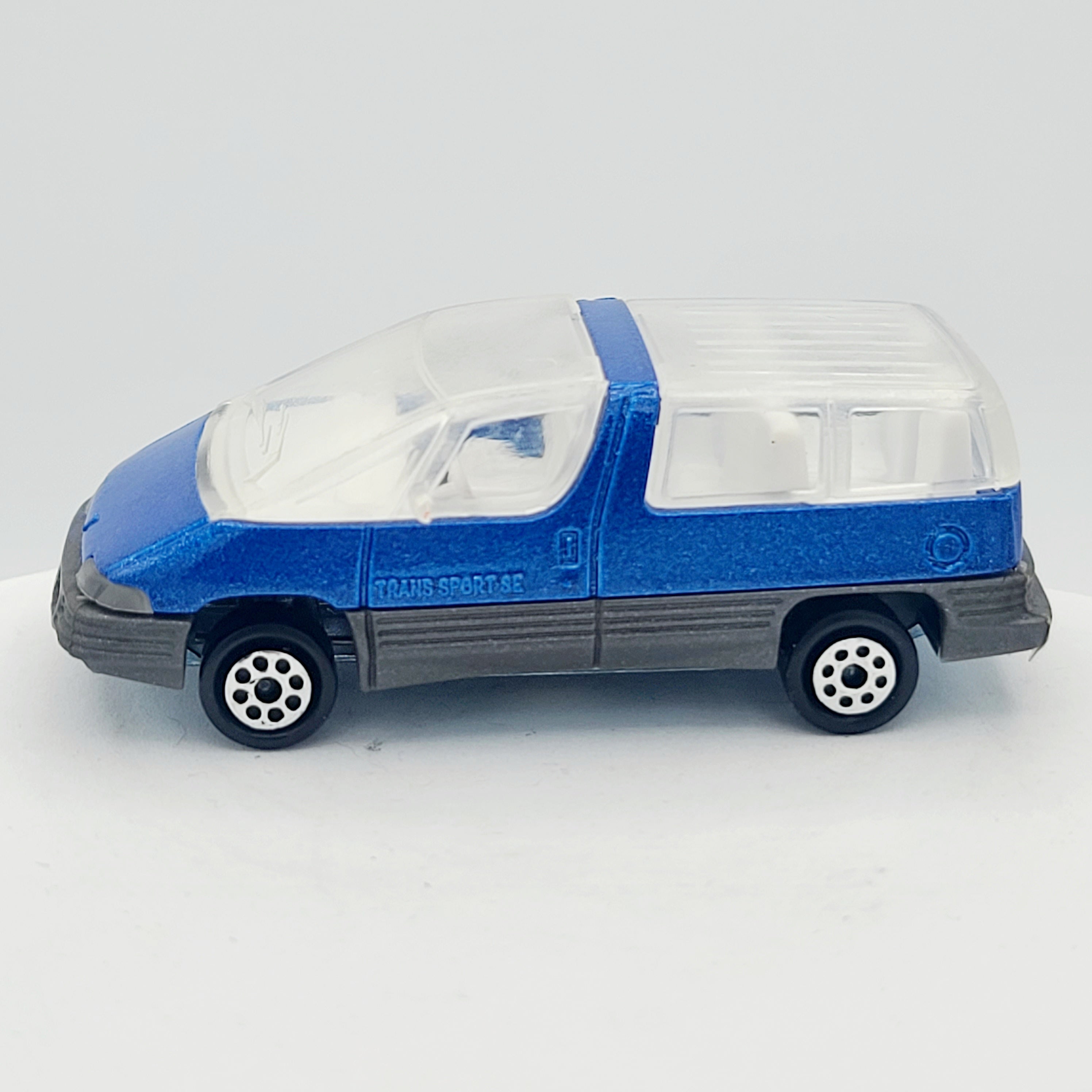 Majorette Pontiac Trans Sport Minivan (1994 200 Series)