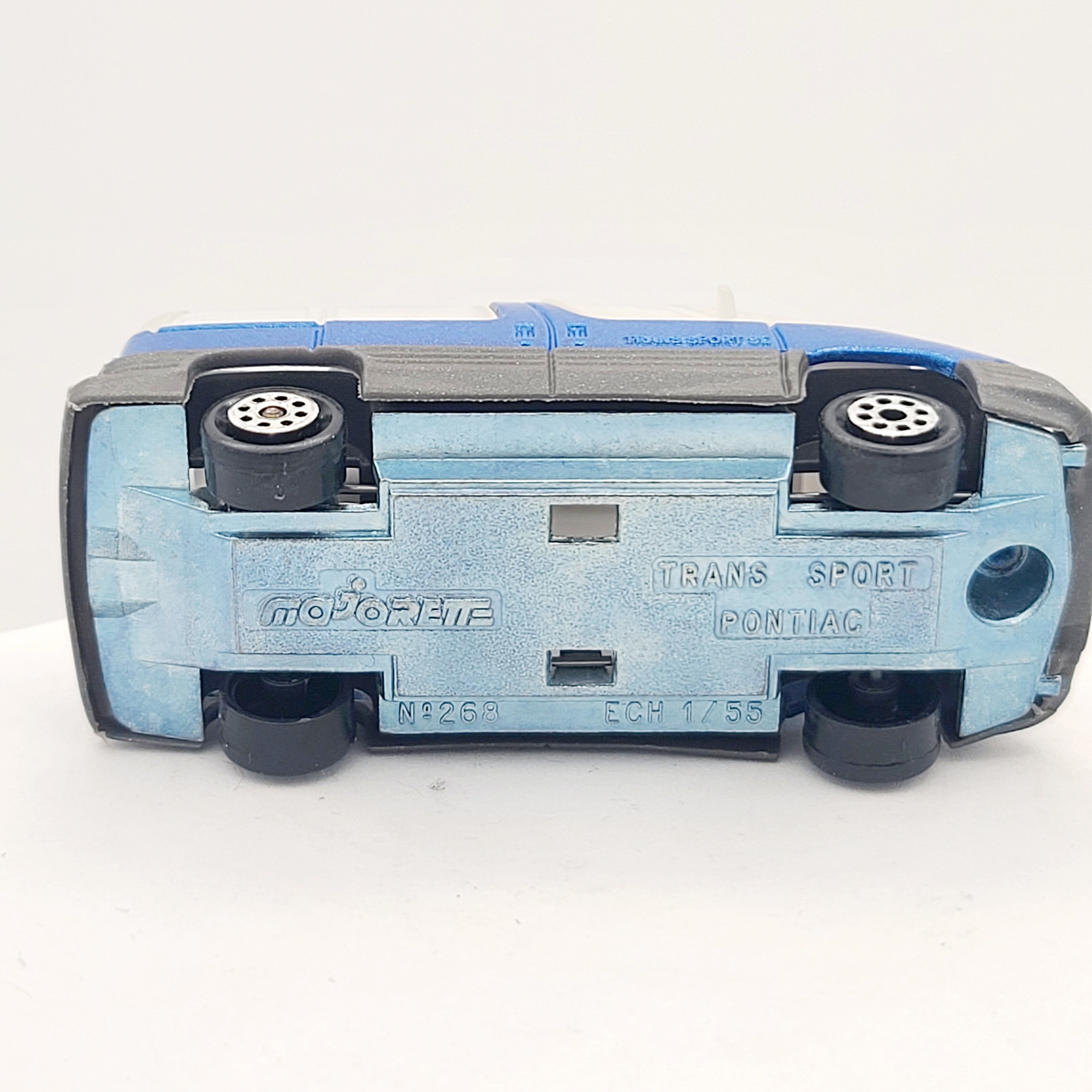 Majorette Pontiac Trans Sport Minivan (1994 200 Series)