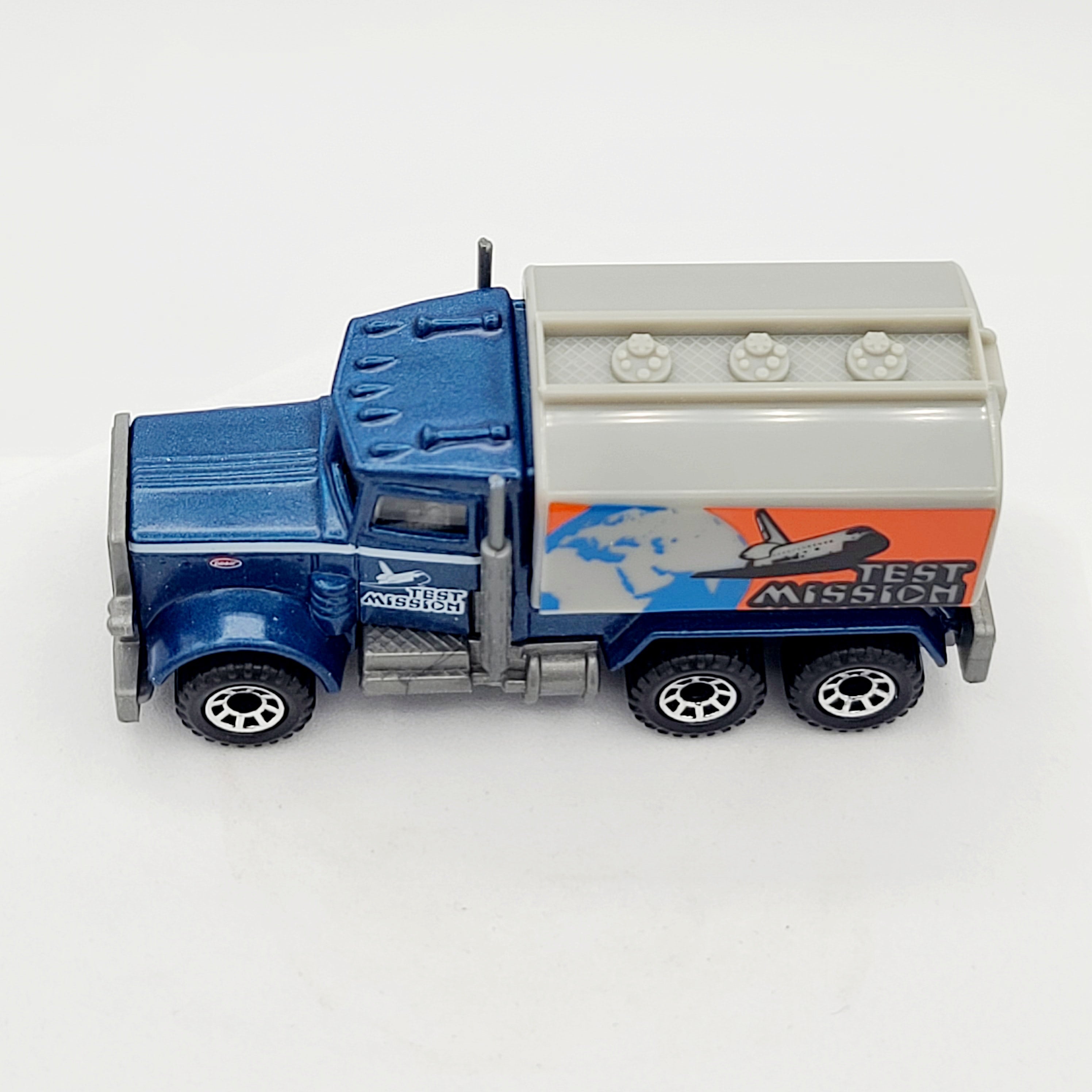 Matchbox Peterbilt i80 Tanker Truck "Test Flight" (2000 MBX 5 Pack Exclusive - Space Mission)