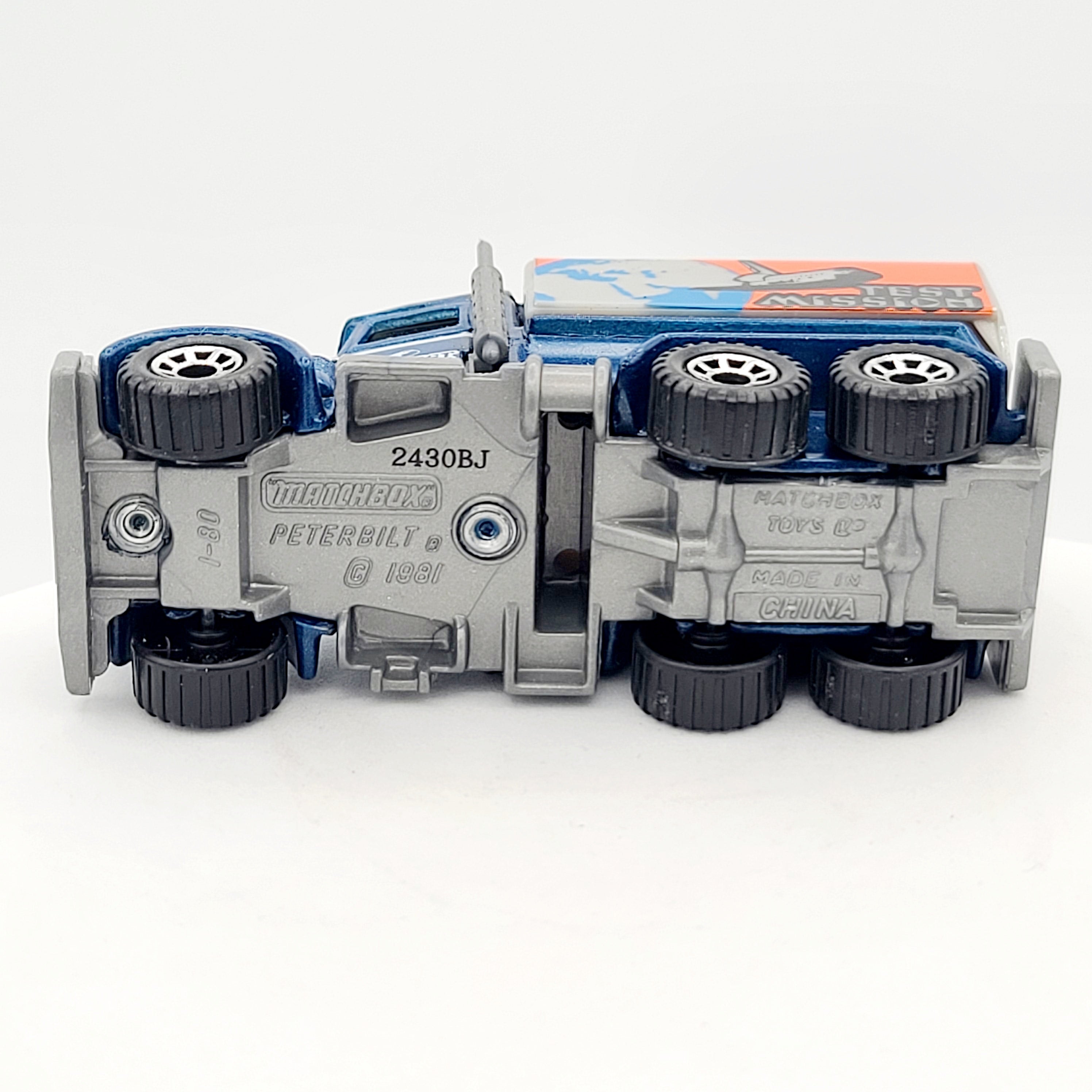 Matchbox Peterbilt i80 Tanker Truck "Test Flight" (2000 MBX 5 Pack Exclusive - Space Mission)