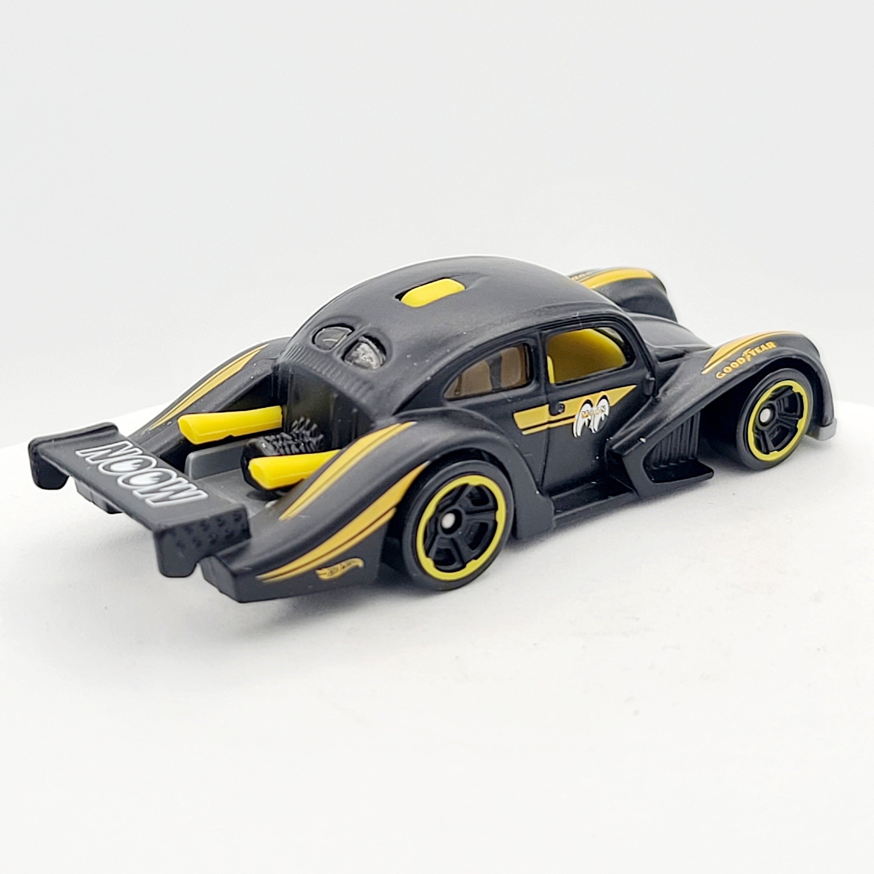 Hot Wheels Volkswagen Beetle Kafer Racer "Moon Eyes", Black (2019 HW Basic - Volkswagen)