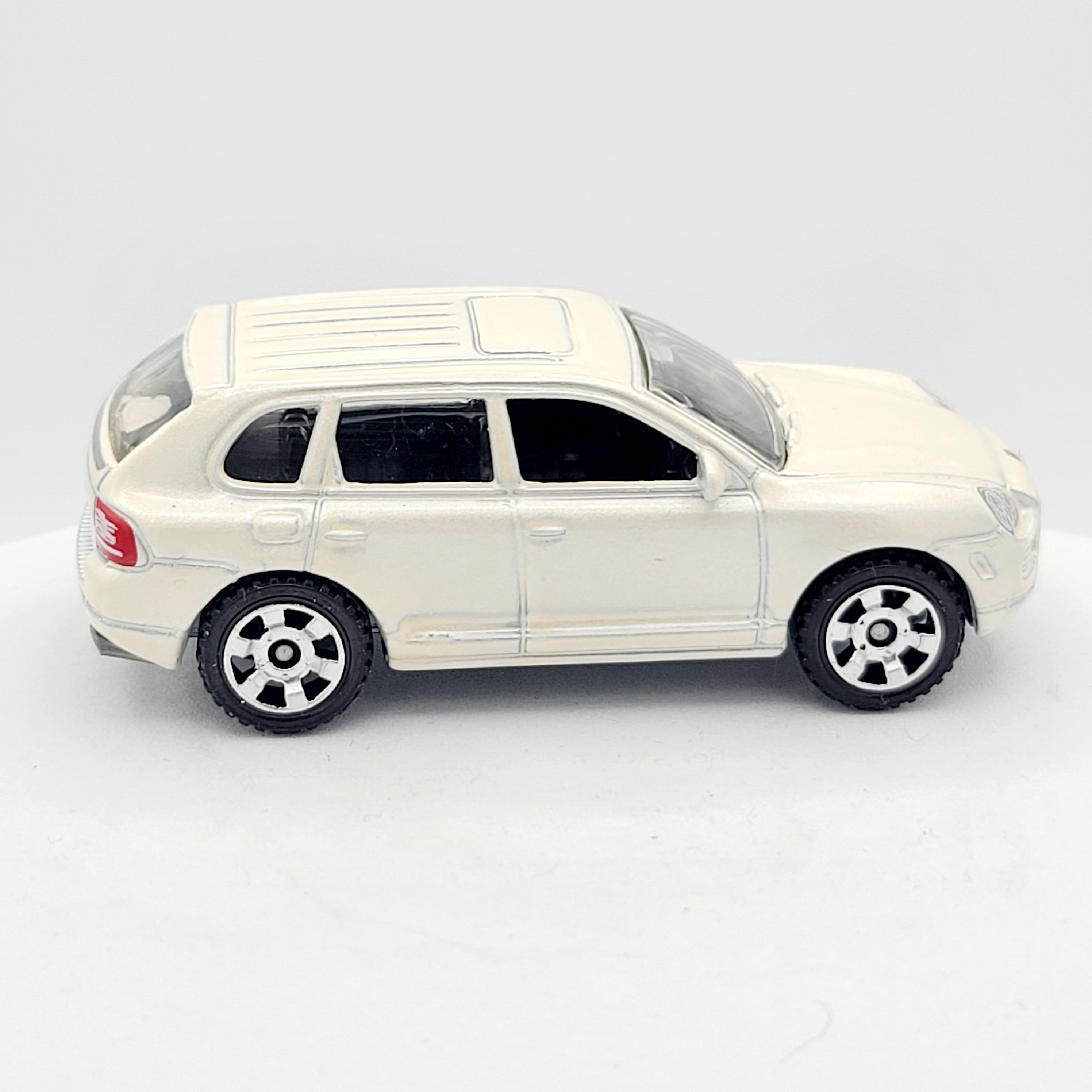 Matchbox Porsche Cayenne Turbo (2007 MBX 5 Pack Exclusive - Autobahn)