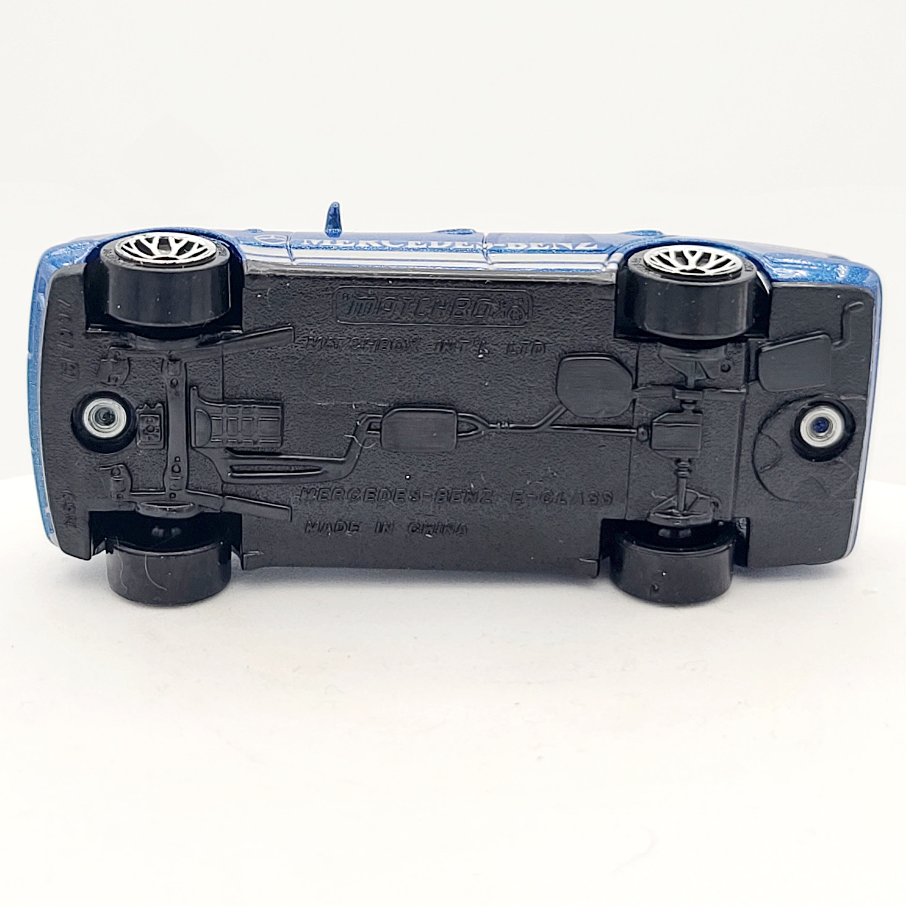 Matchbox Mercedes-Benz E-Class (2002 MBX International 1-75 ROW)