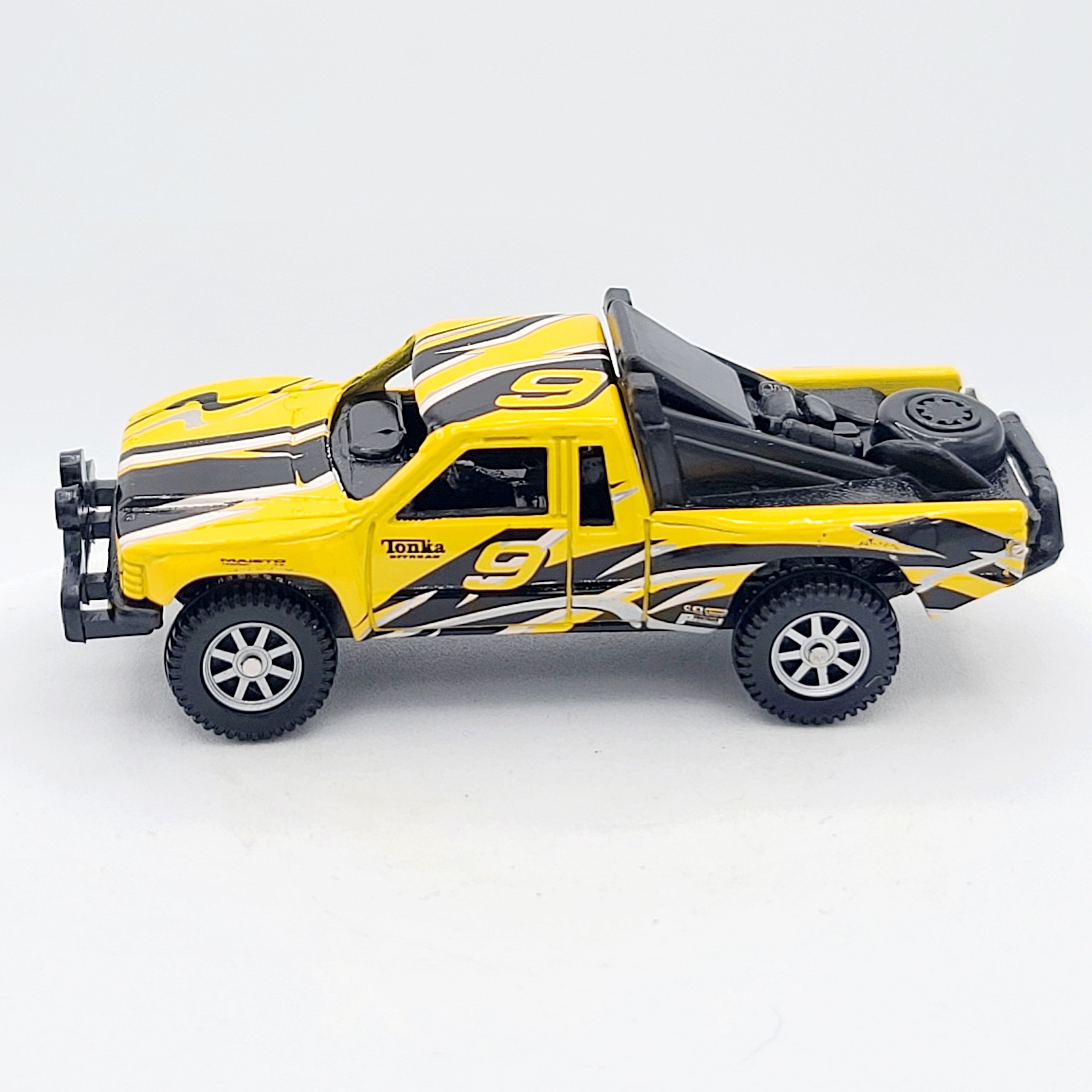 Maisto Toyota Prerunner SR5 Truck (1999 Speed Wheels / Road & Track / Tonka)