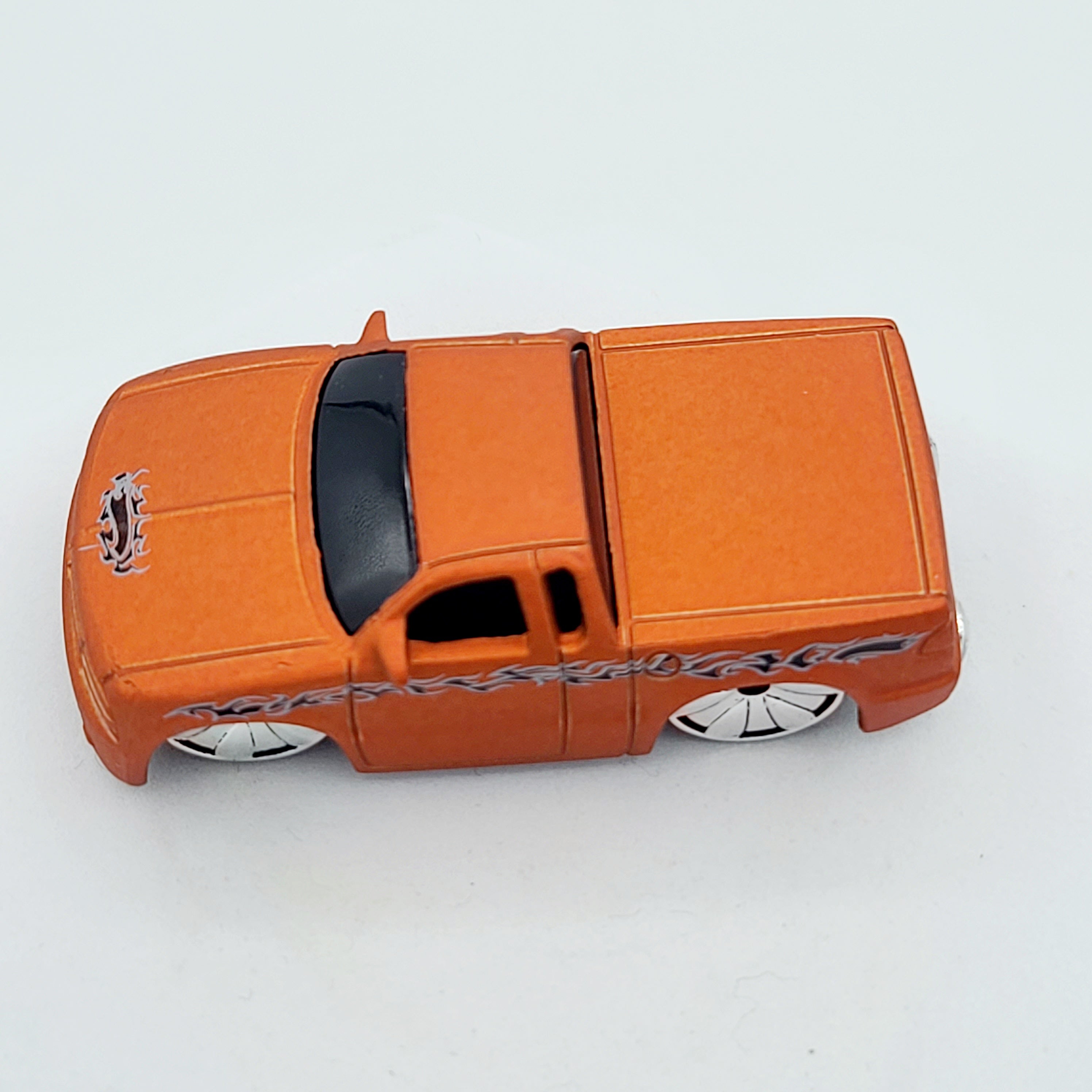 Hot Wheels Tooned Chevy S10 (2006 HW Basic - Twenty+)