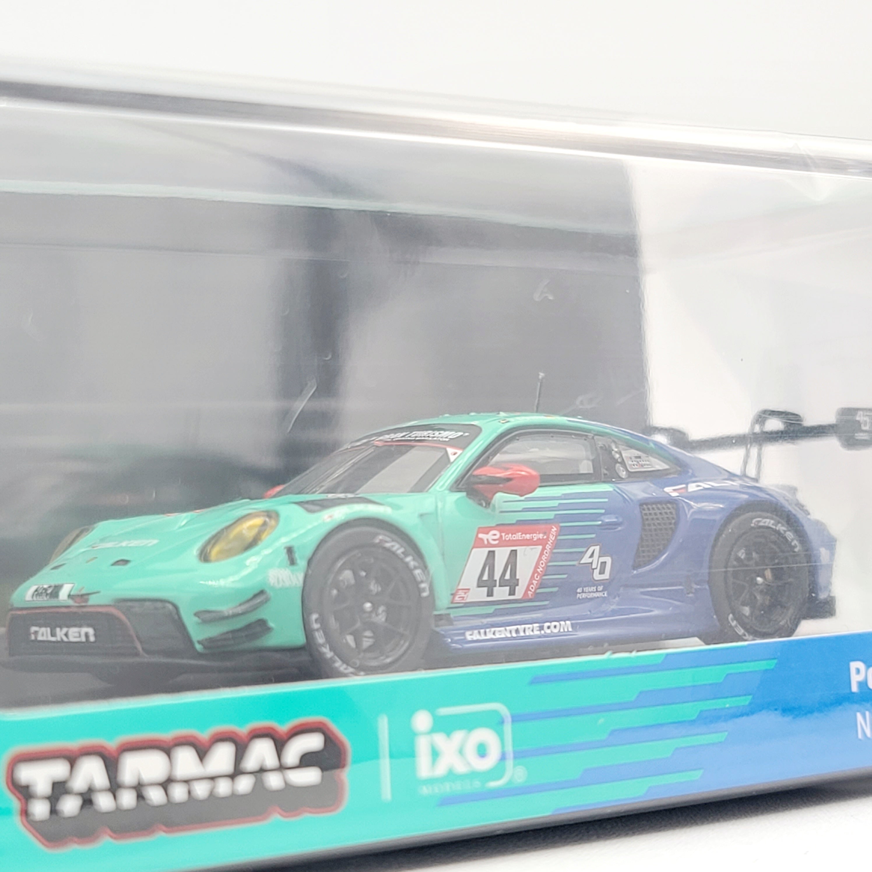 Tarmac Works / iXO Porsche 911 GT3 R #44 Nurburgrung 24h 2023 - 1:64 Falken (2025 Hobby64)