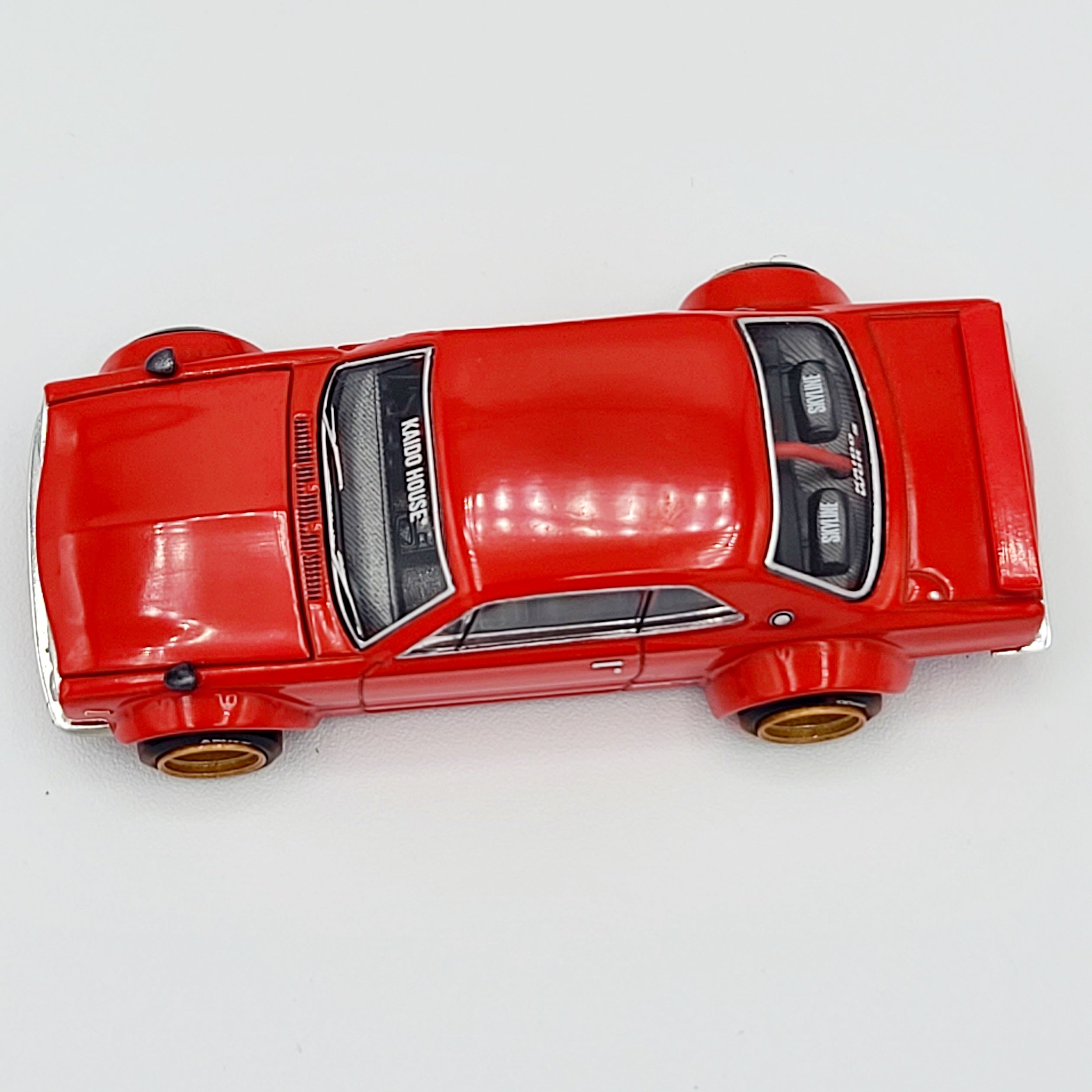 Kaido House x Mini GT Nissan Skyline 2000GT-R Kaido Street V1 - 1:64, Red (2025 Limited Edition)