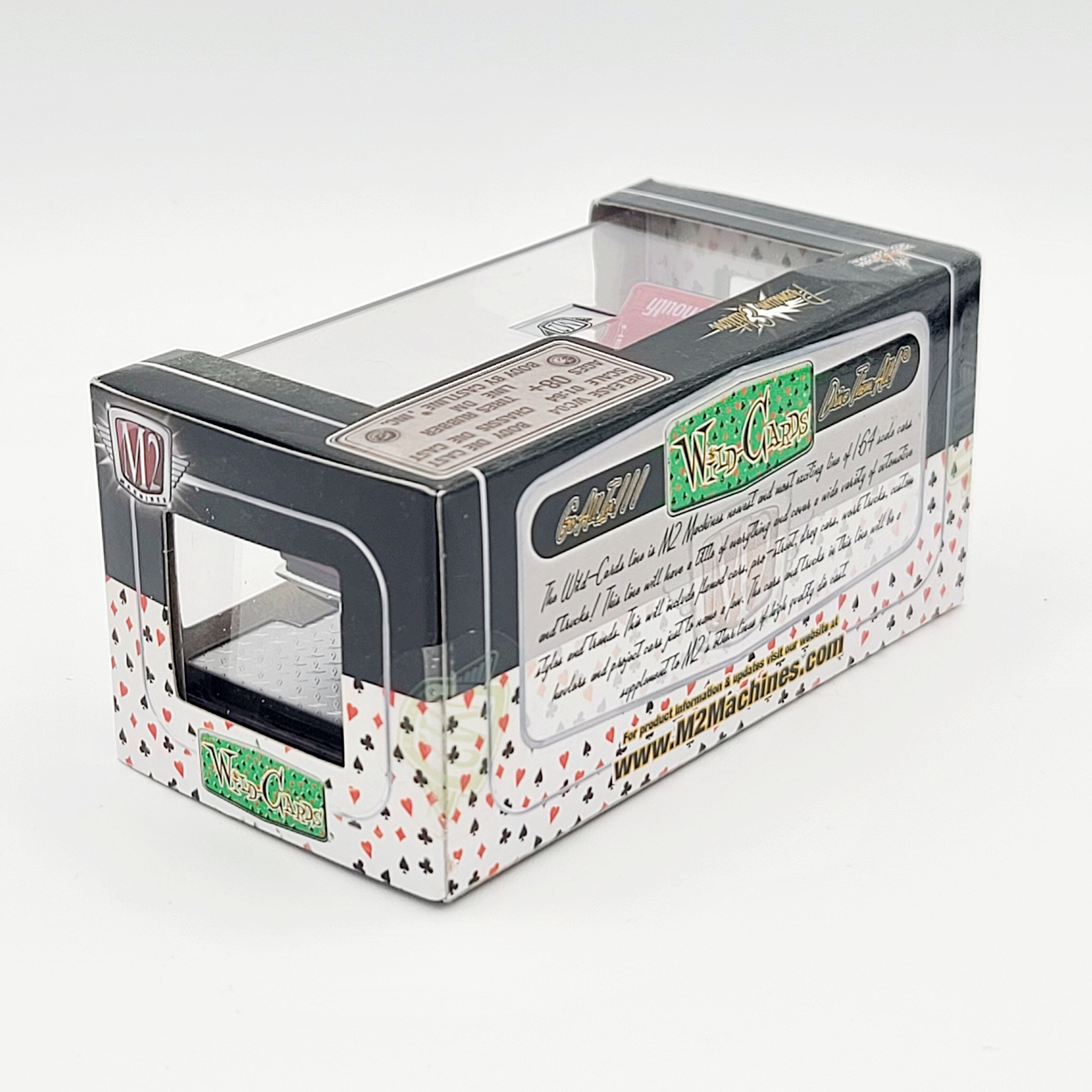 M2 Machines '68 Plymouth Barracuda HEMI Super Stock (2013 Wild Cards Rel. 4)