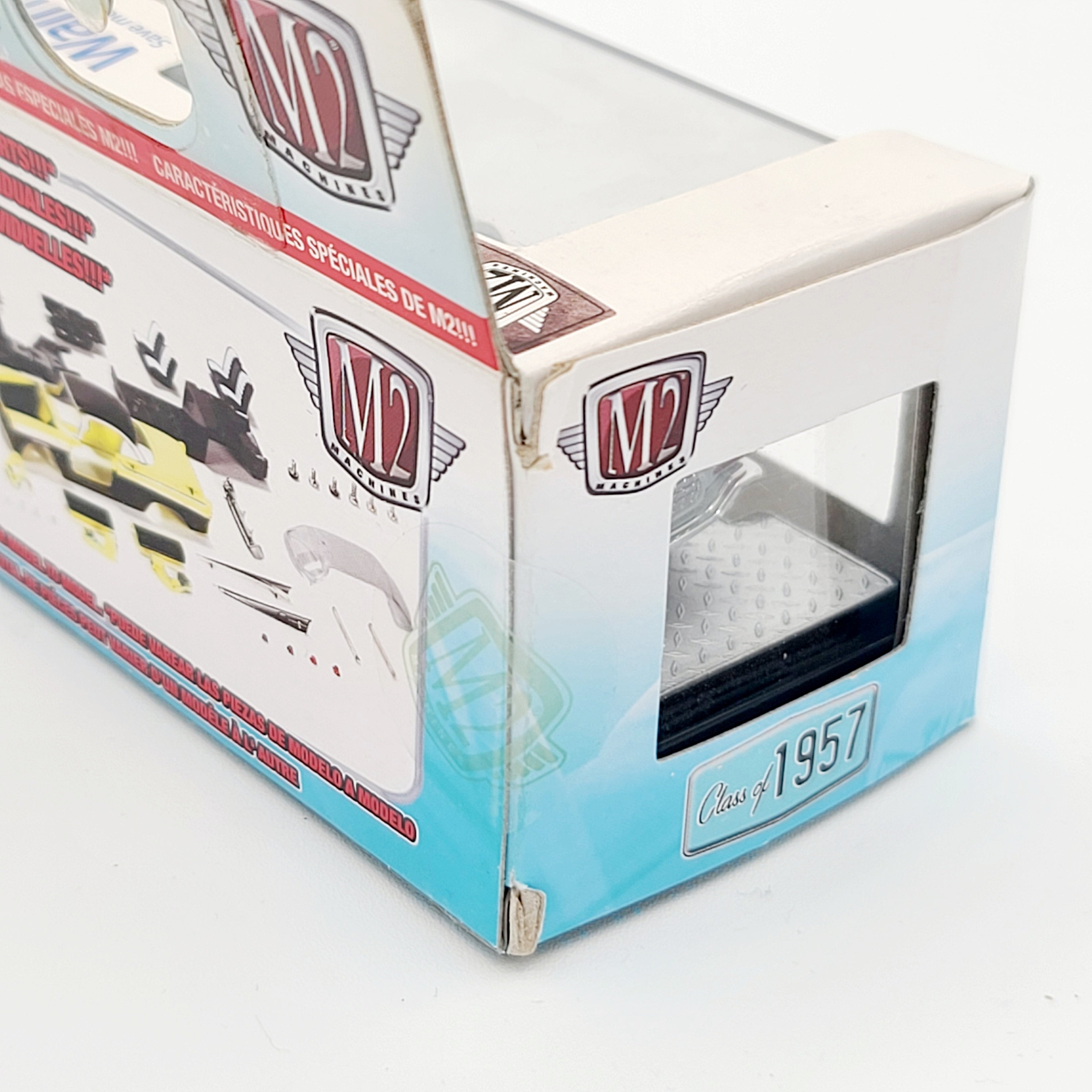 M2 Machines '57 Chrysler 300C (2017 Class of '57 - Walmart Exclusive)