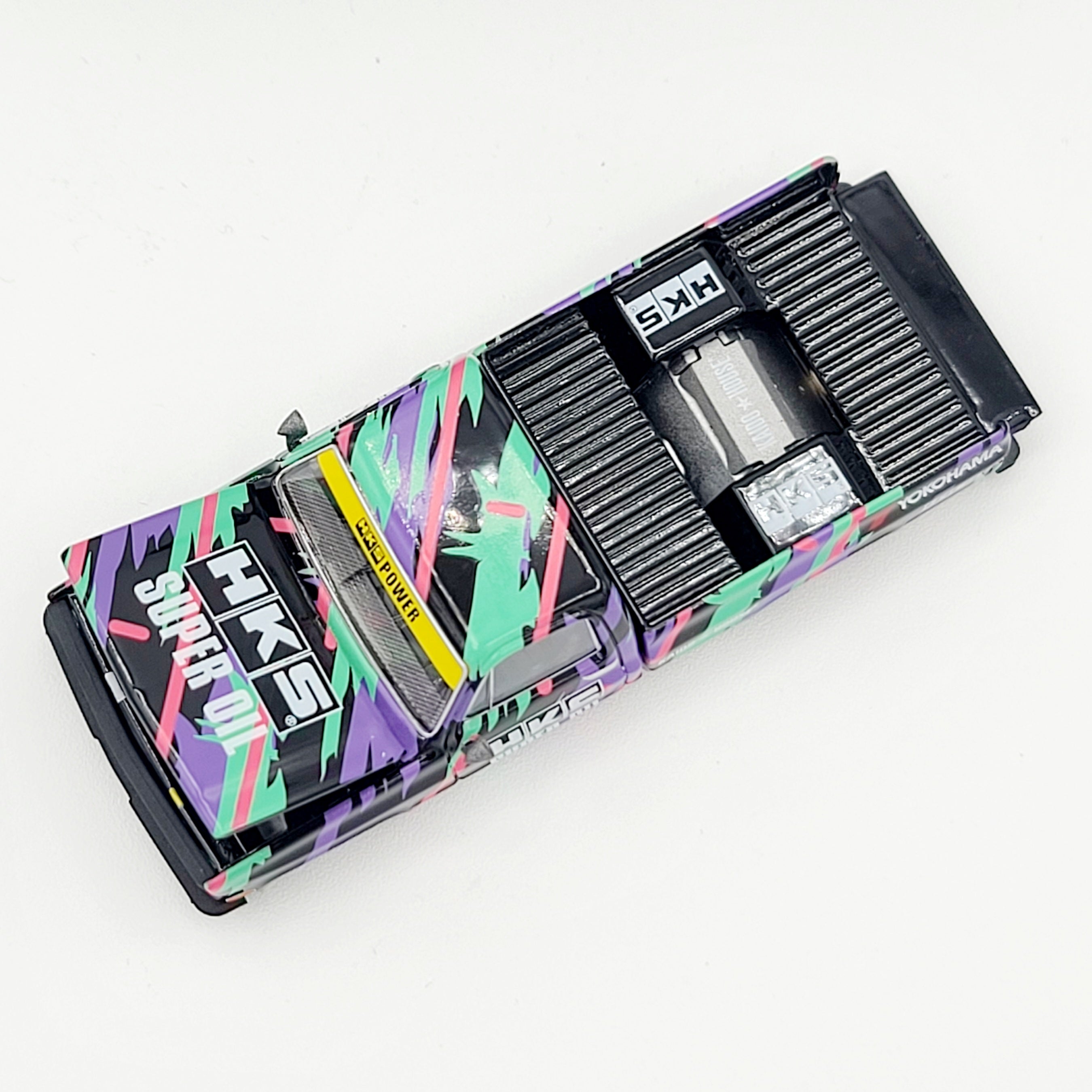 Kaido House x Mini GT '83 Chevrolet Silverado Kaido HKS V1 - 1:64 (2025 Limited Edition)