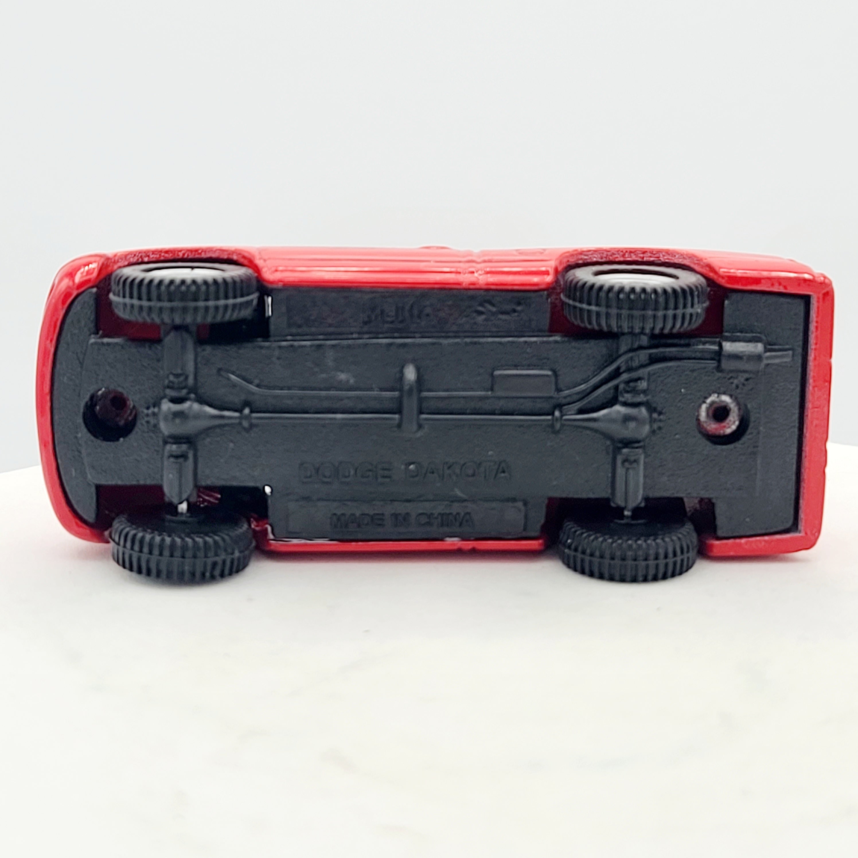 Maisto Dodge Dakota Sport Pickup Truck - Approx. 1:64, Red (Speed Wheels / Road & Track)