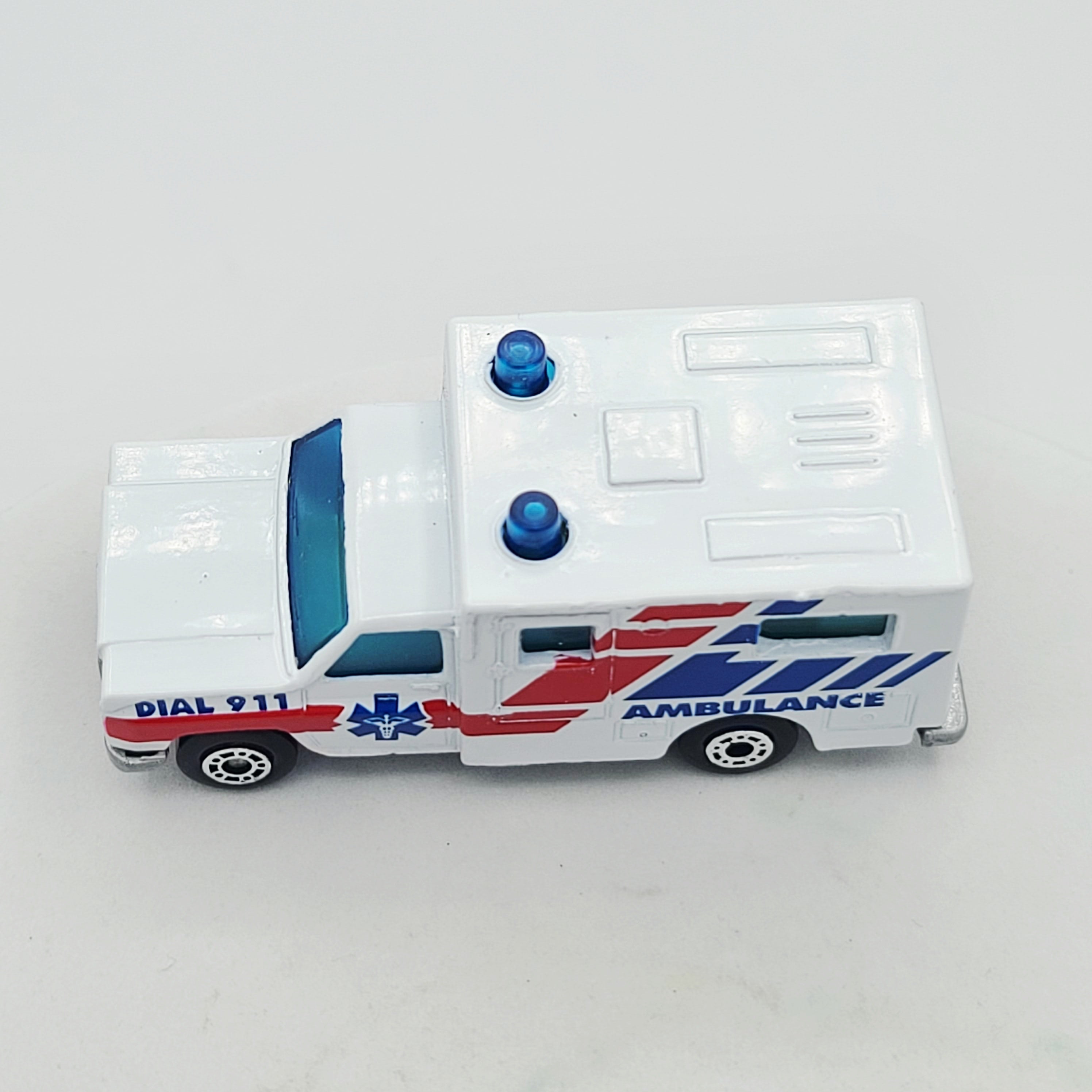 Matchbox '77 Chevy Ambulance w/ Original Box (1996 MBX Basics 1-75)