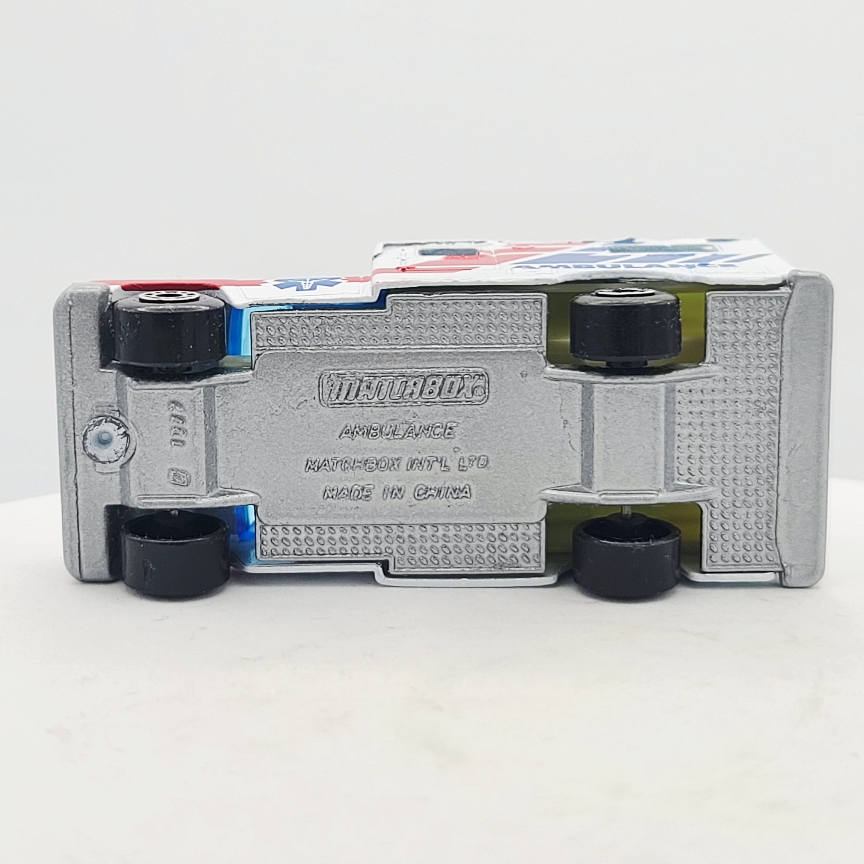 Matchbox '77 Chevy Ambulance w/ Original Box (1996 MBX Basics 1-75)