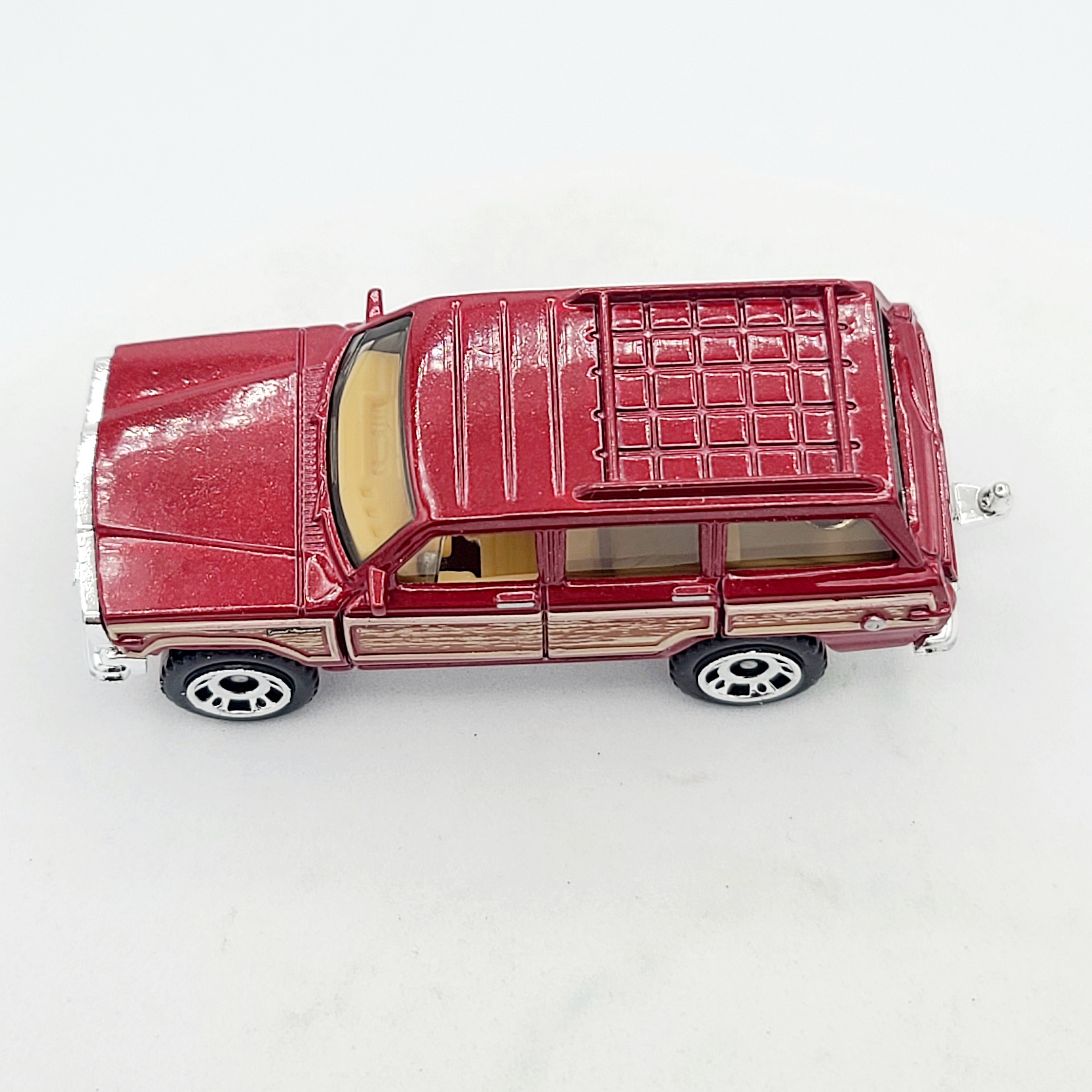 Matchbox '89 Jeep Wagoneer (2018 MBX Basic - Road Trip)