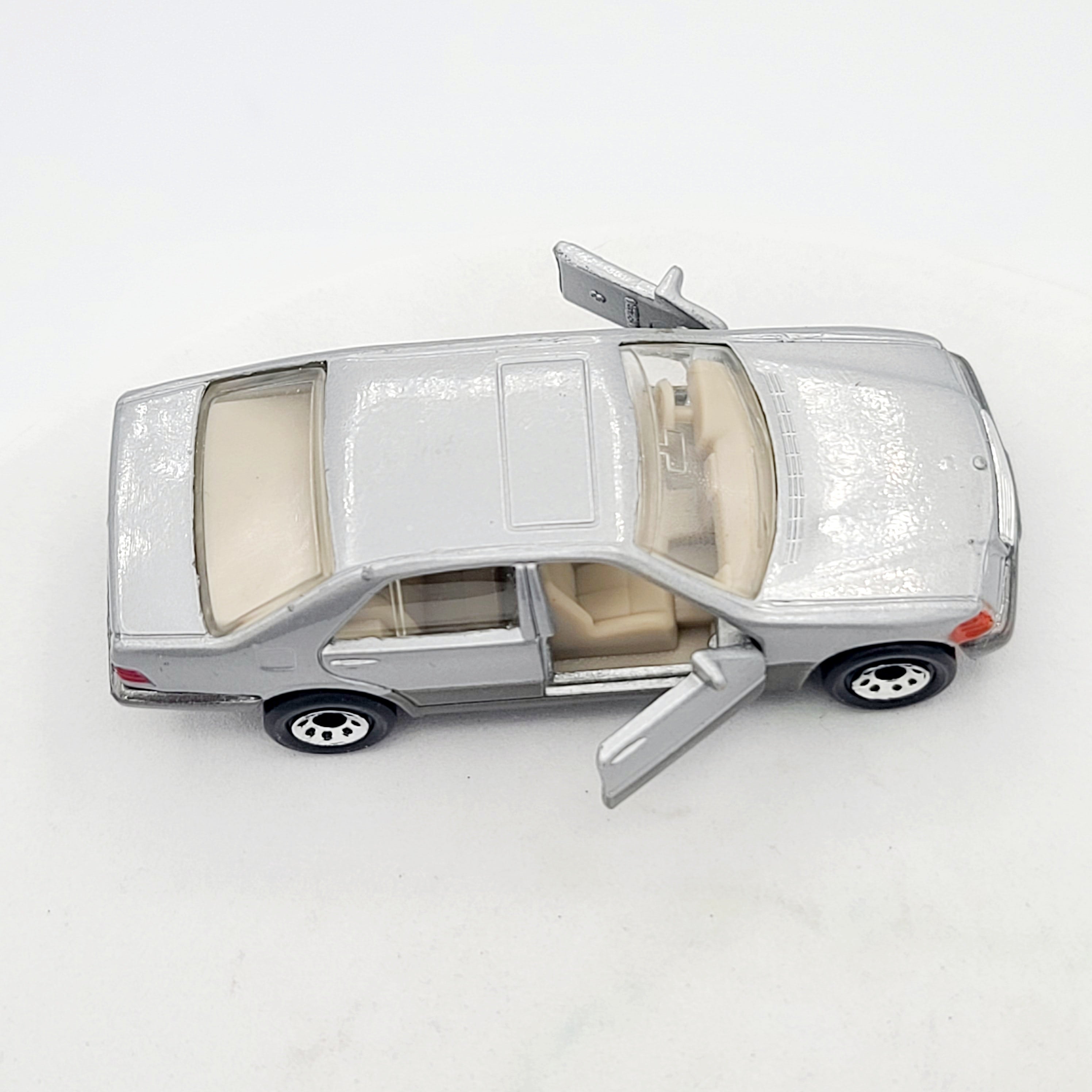 Matchbox Mercedes-Benz 600 SEL *Thailand Base* (1993 MBX Basic - ROW 1-75)