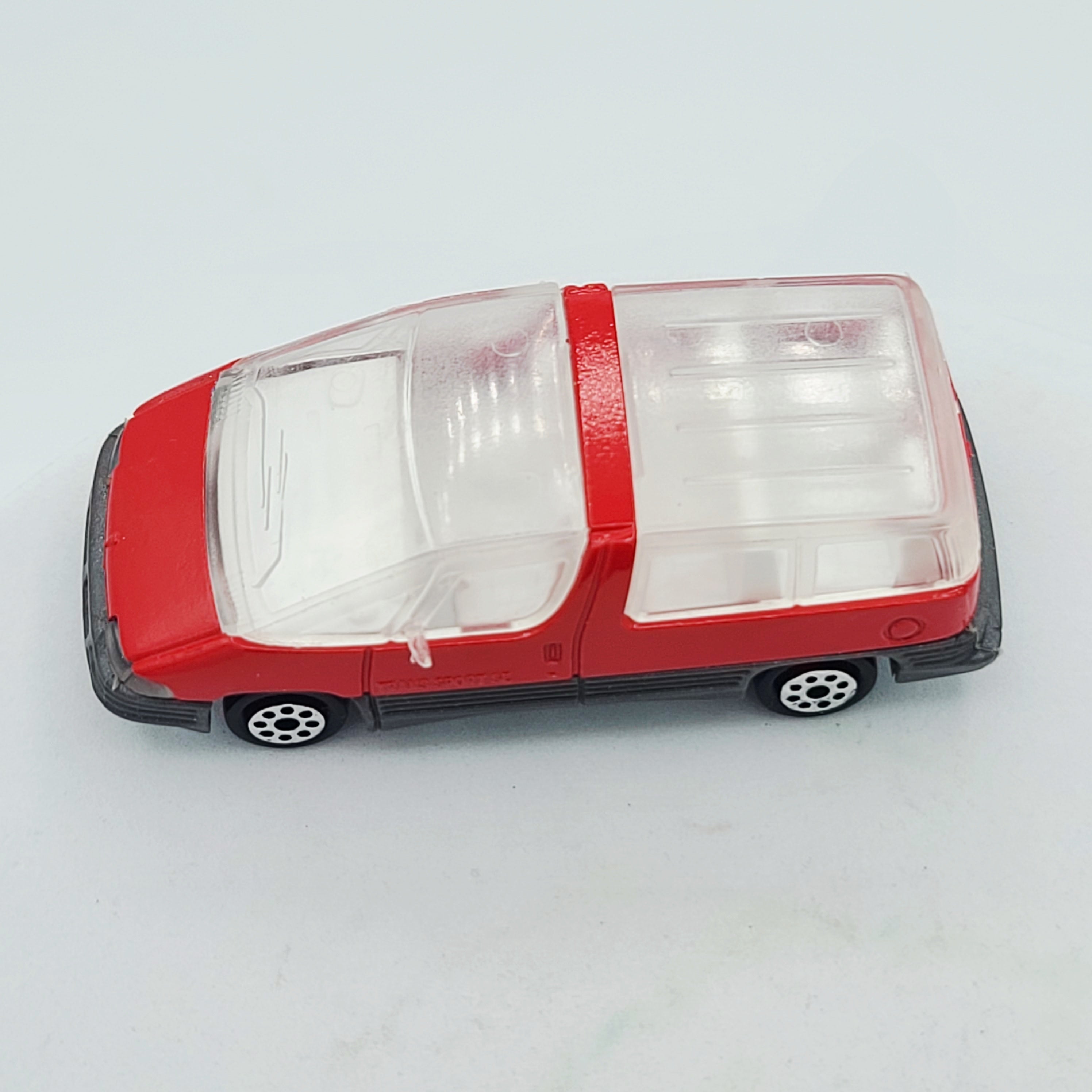 Majorette Pontiac Trans Sport Minivan, Red (1994 200 Series)