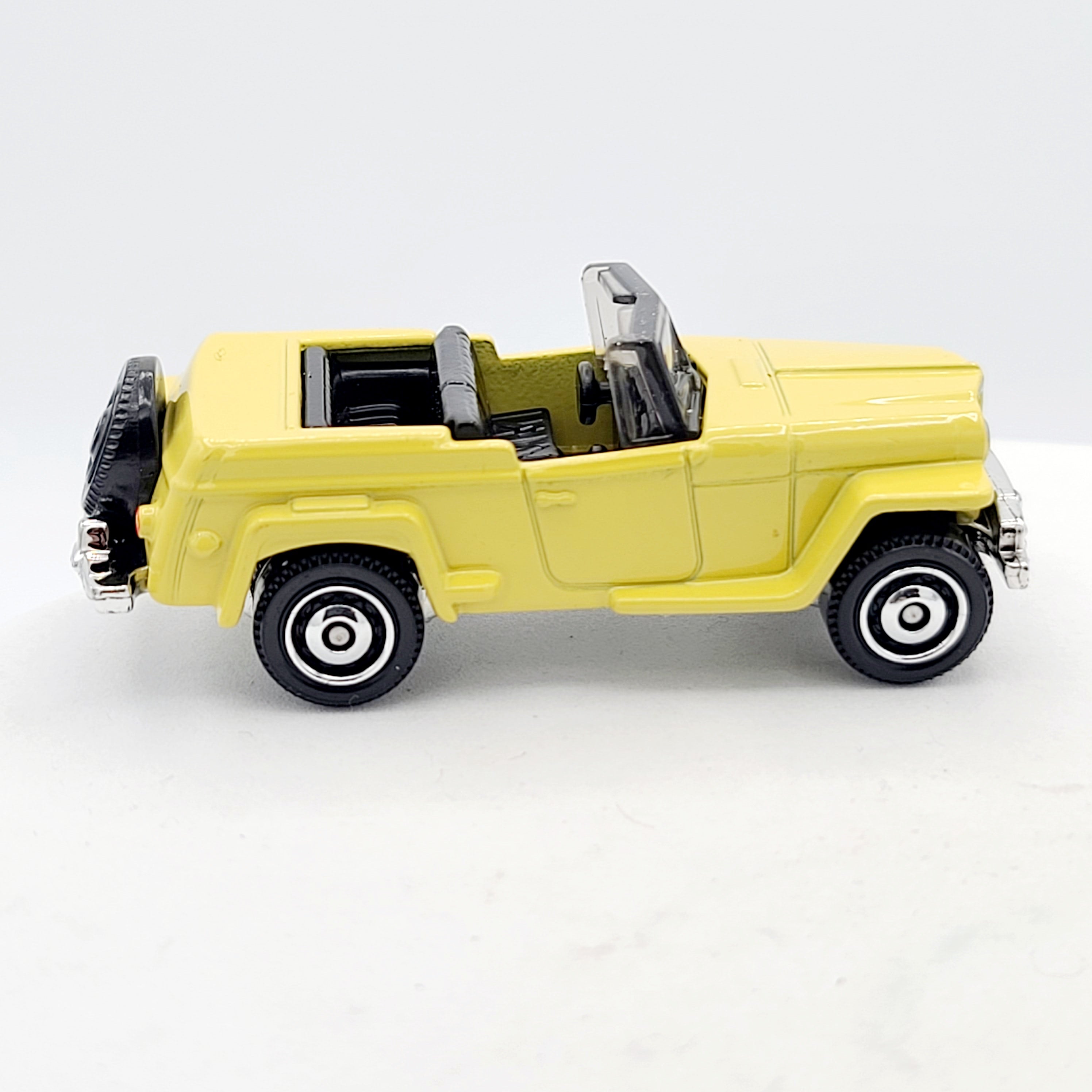 Matchbox '48 Willys Jeepster (2019 MBX Basic - Jeep Series - Walmart Exclusive)
