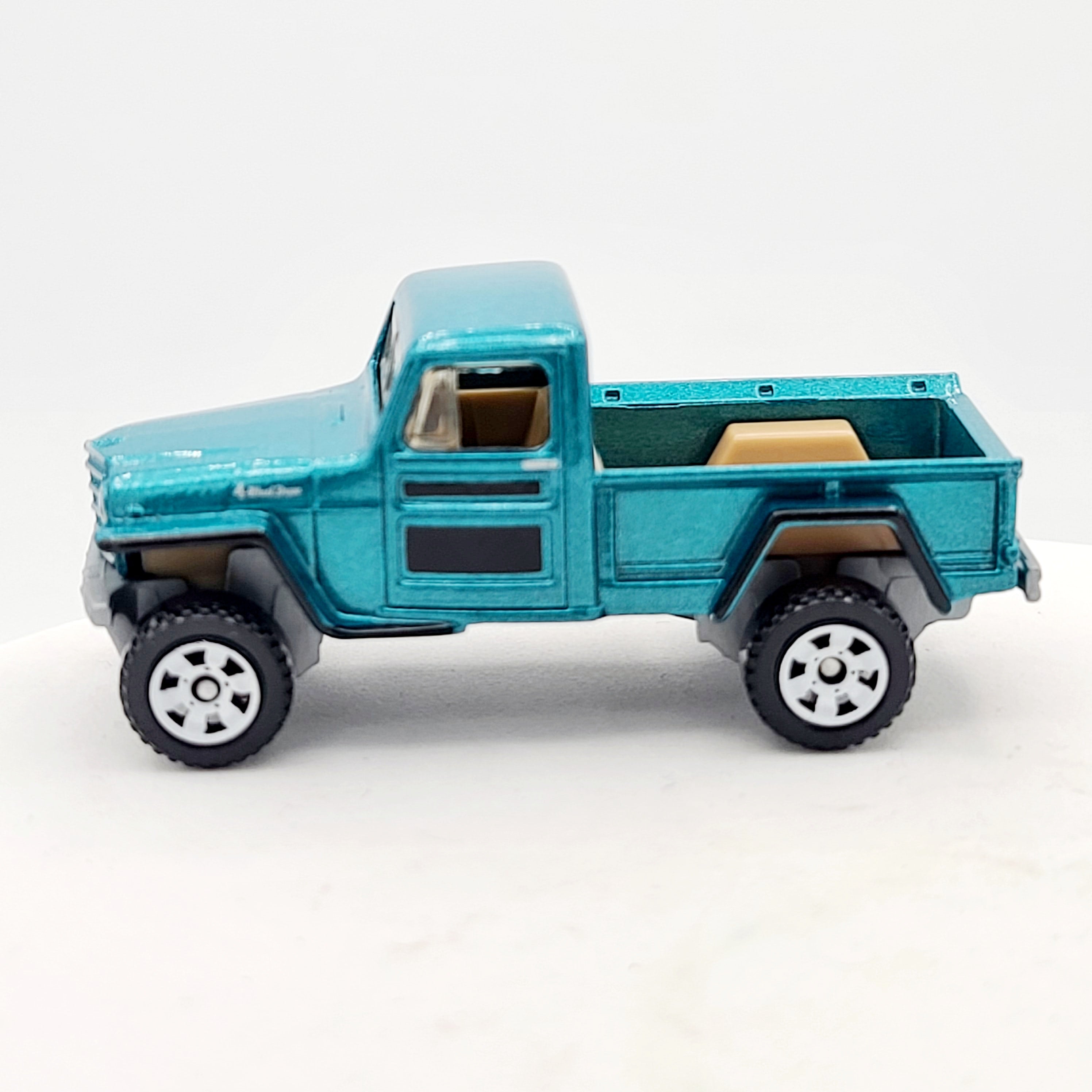 Matchbox Jeep Willys 4x4 Pickup (2019 MBX Basic - Jeep Series - Walmart Exclusive)