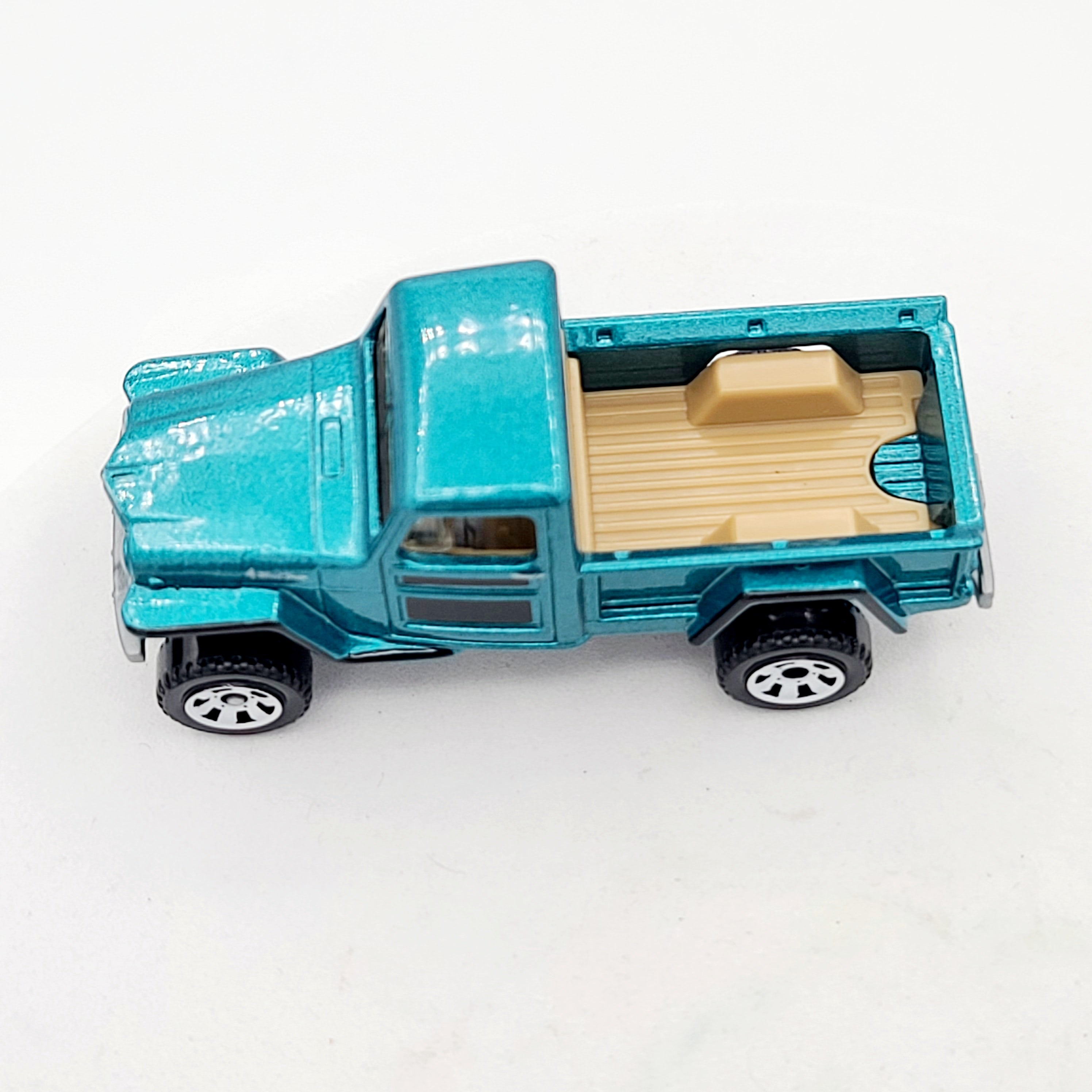 Matchbox Jeep Willys 4x4 Pickup (2019 MBX Basic - Jeep Series - Walmart Exclusive)