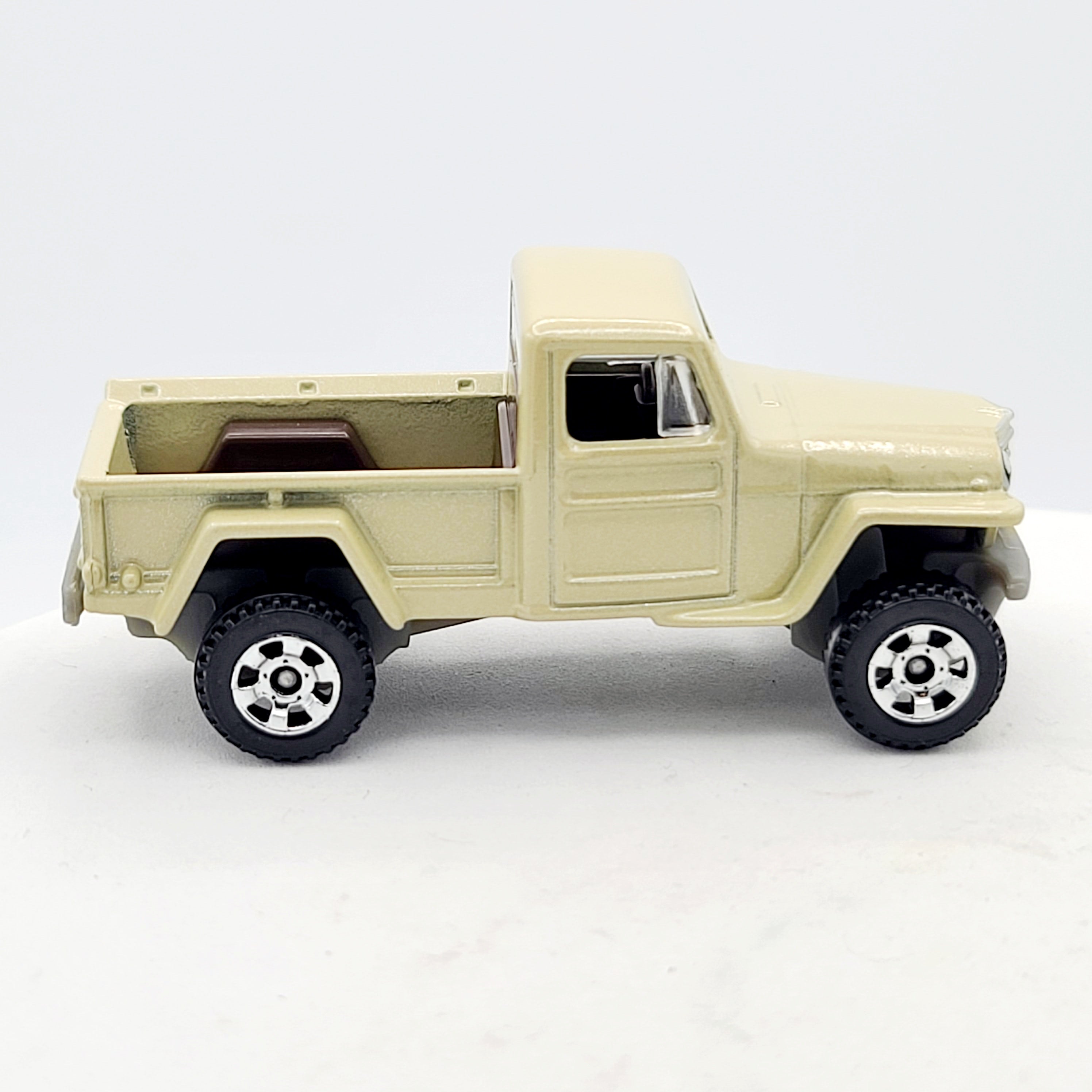 Matchbox Jeep Willys 4x4 Pickup (2019 MBX Basic - Road Trip)