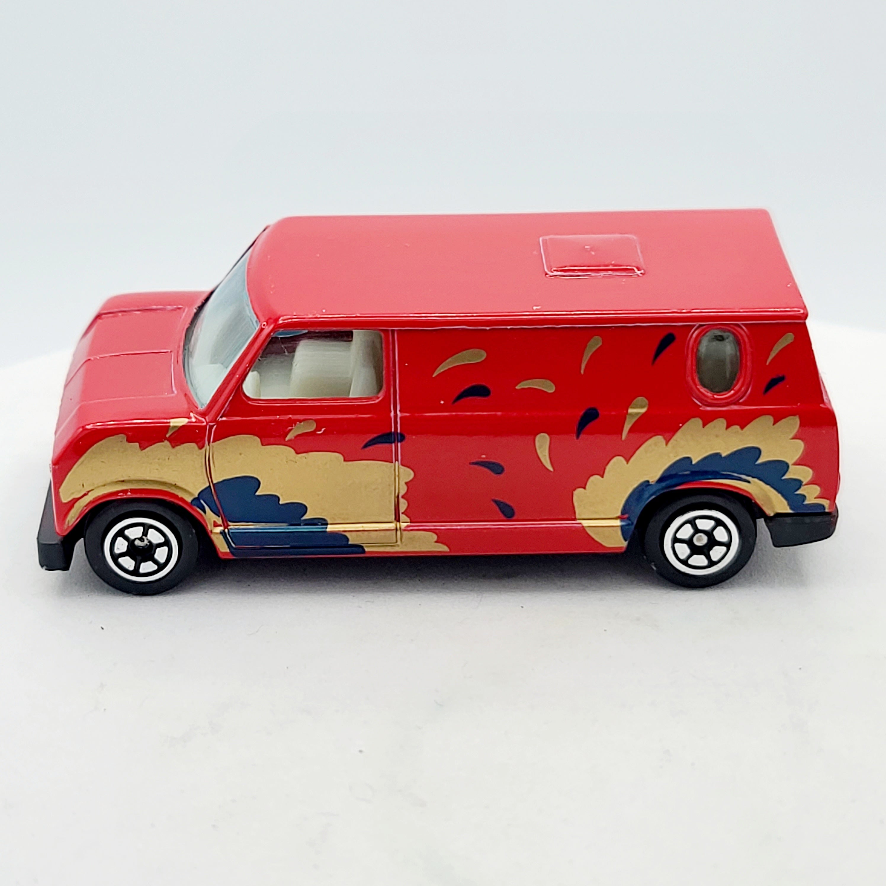 Yatming Ford Econoline Van No. 1501 - Approx. 1:64, Red