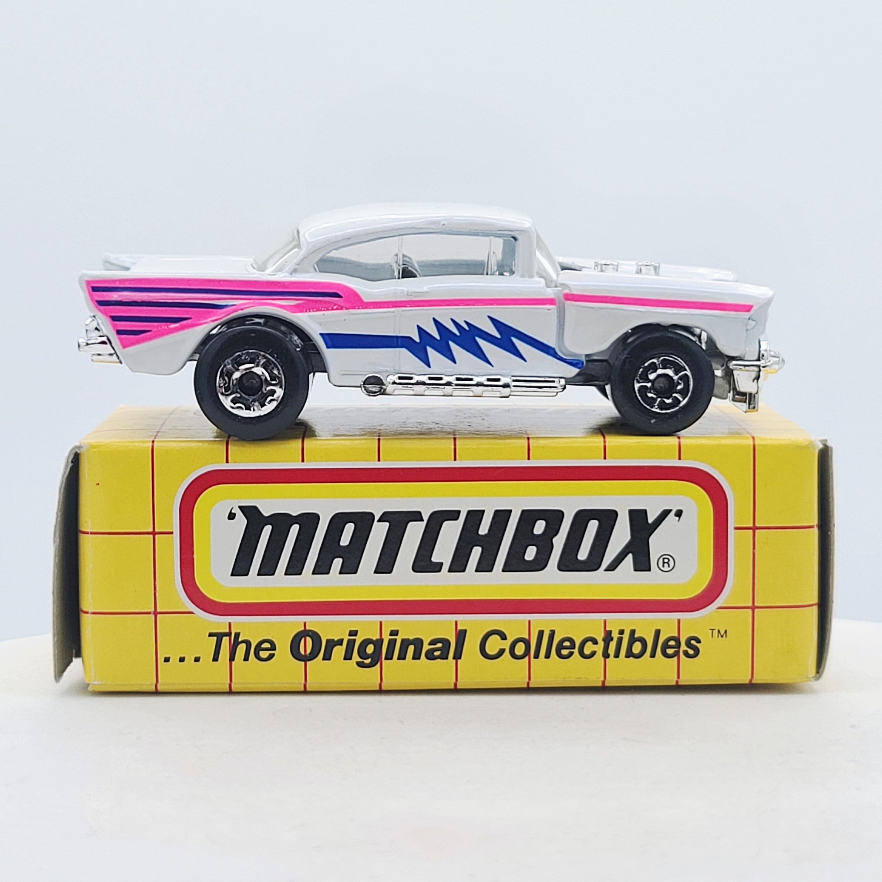Matchbox '57 Chevy Bel Air w/ Original Box (1996 MBX Basics 1-75)