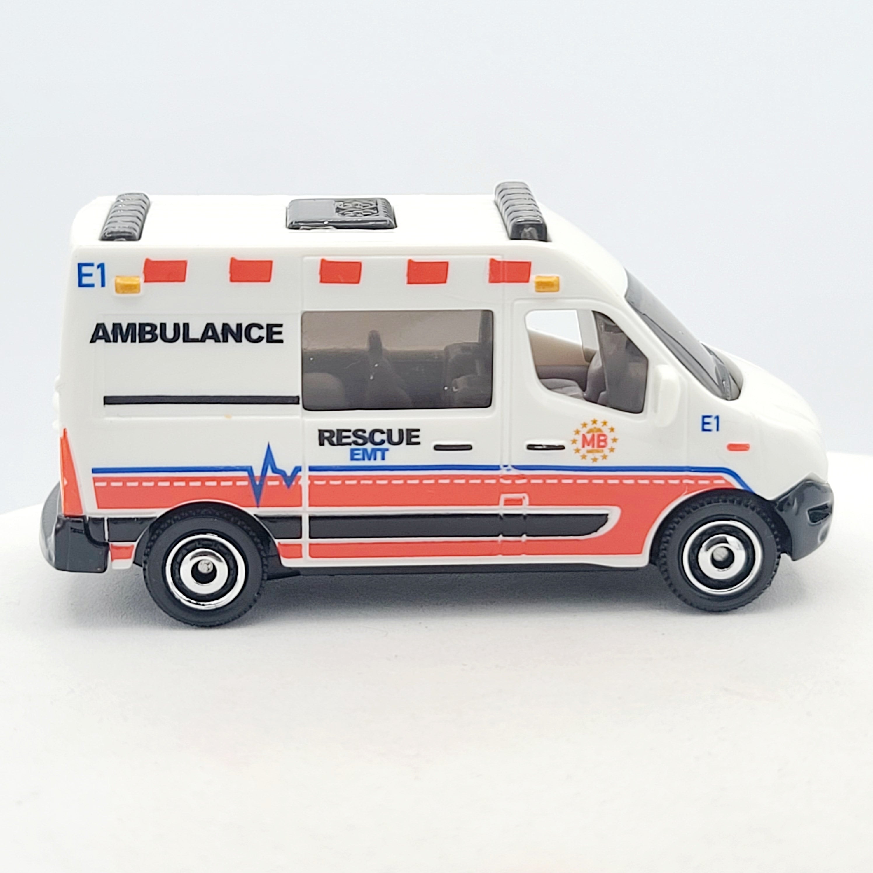 Matchbox Renault Master Ambulance (2025 MBX 5 Pack Exclusive - Rescue V)