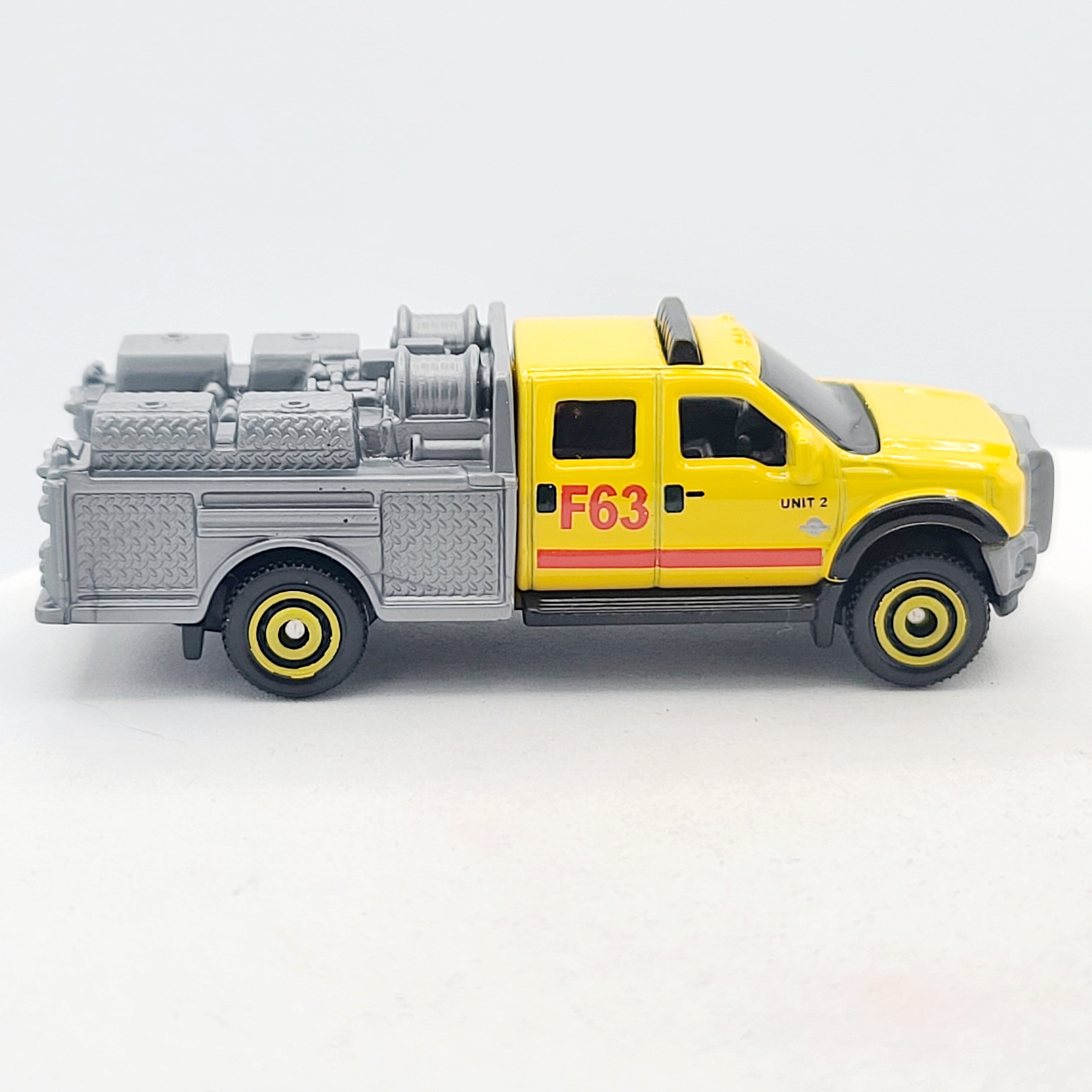 Matchbox Ford F-550 Superduty "F63" (2013 MBX Basic - Heroic Rescue)