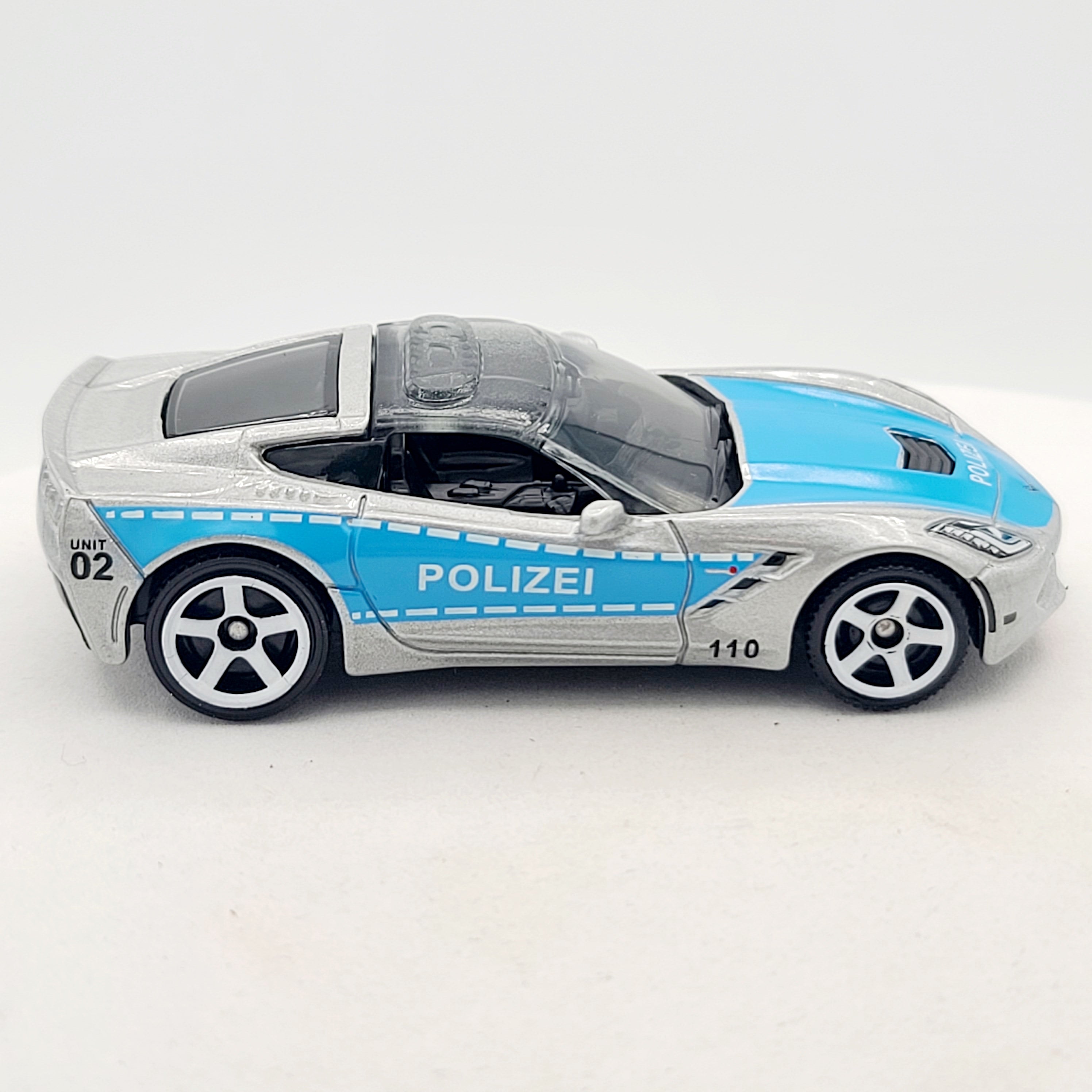Matchbox '15 Chevrolet Corvette Stingray "Polizei" (2016 MBX Basic - Heroic Rescue)