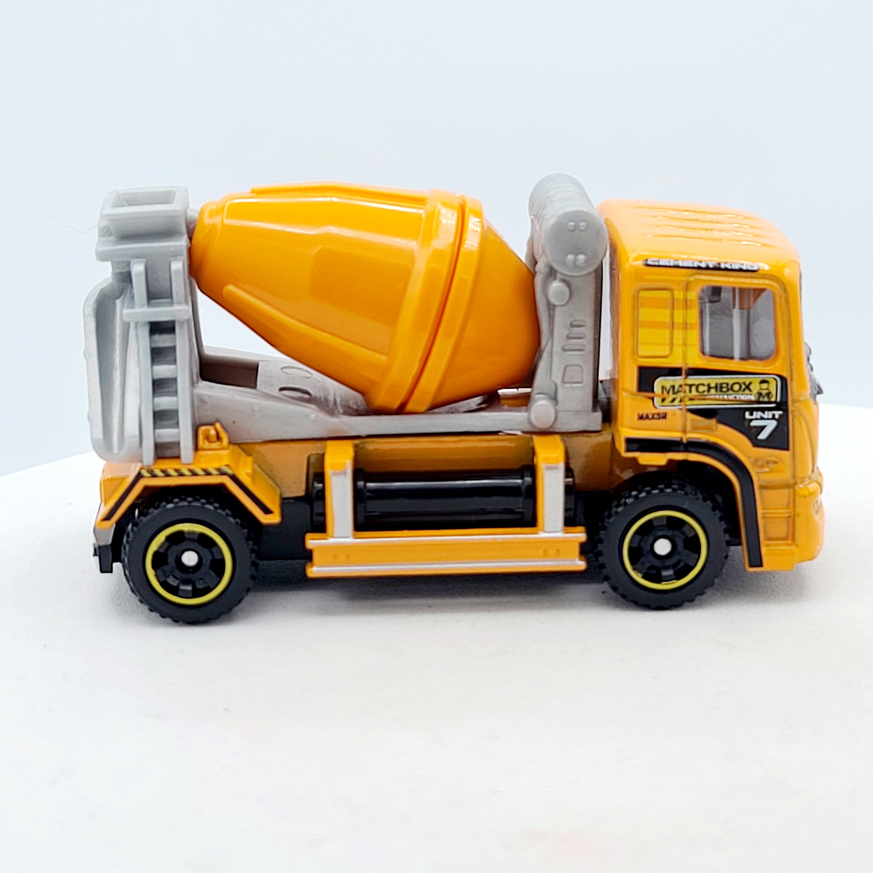 Matchbox MBX '06 Cement Mixer "Matchbox Construction" (2025 MBX 5 Pack Exclusive - Construction Crew)