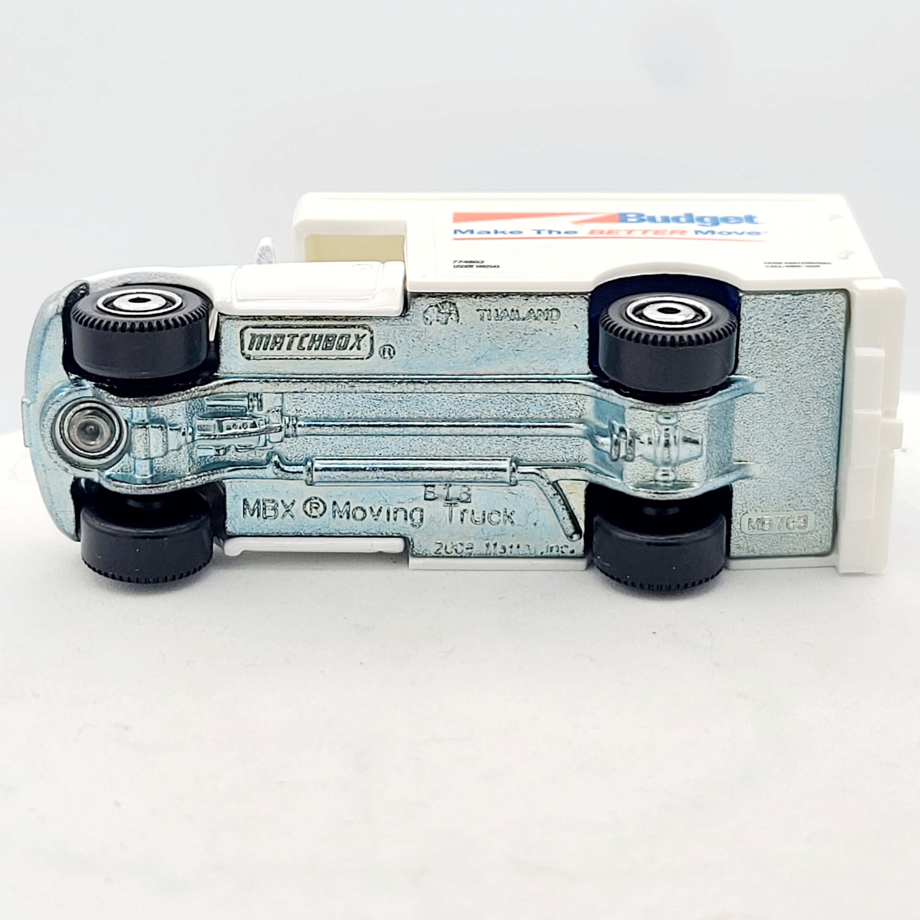 Matchbox MBX Moving Truck 