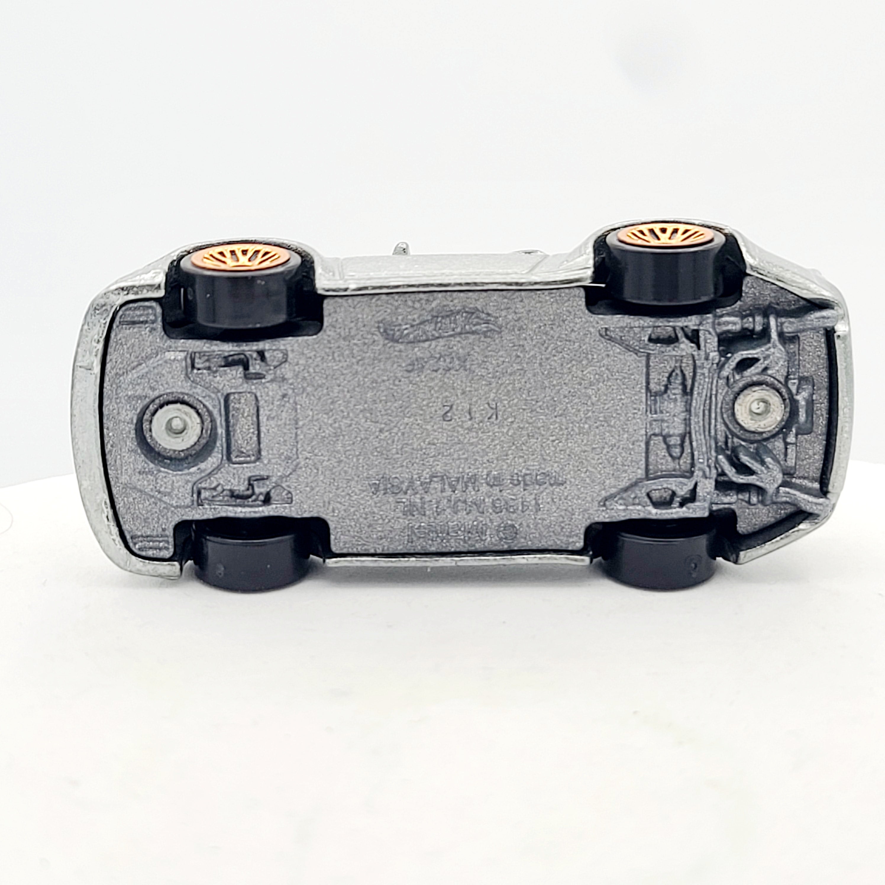 Hot Wheels - ZAMAC - Porsche 993 GT2 (2017 HW Basic - Factory Fresh)