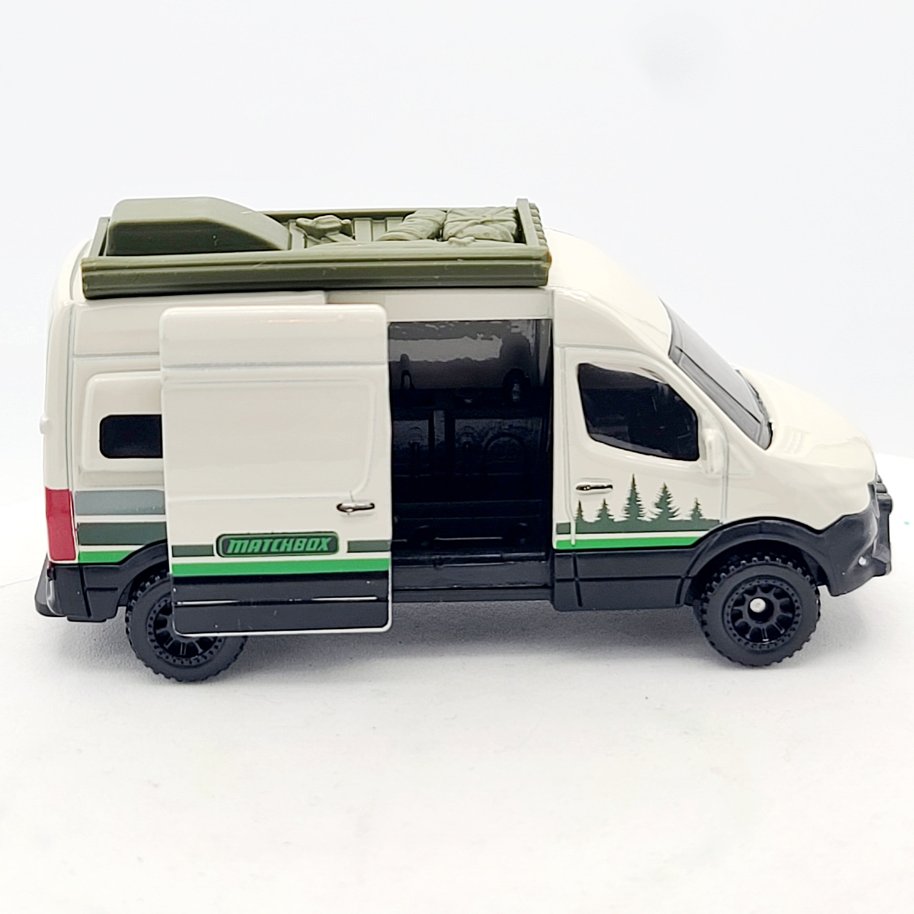 Matchbox Mercedes-Benz Sprinter Van (2023 Moving Parts)L