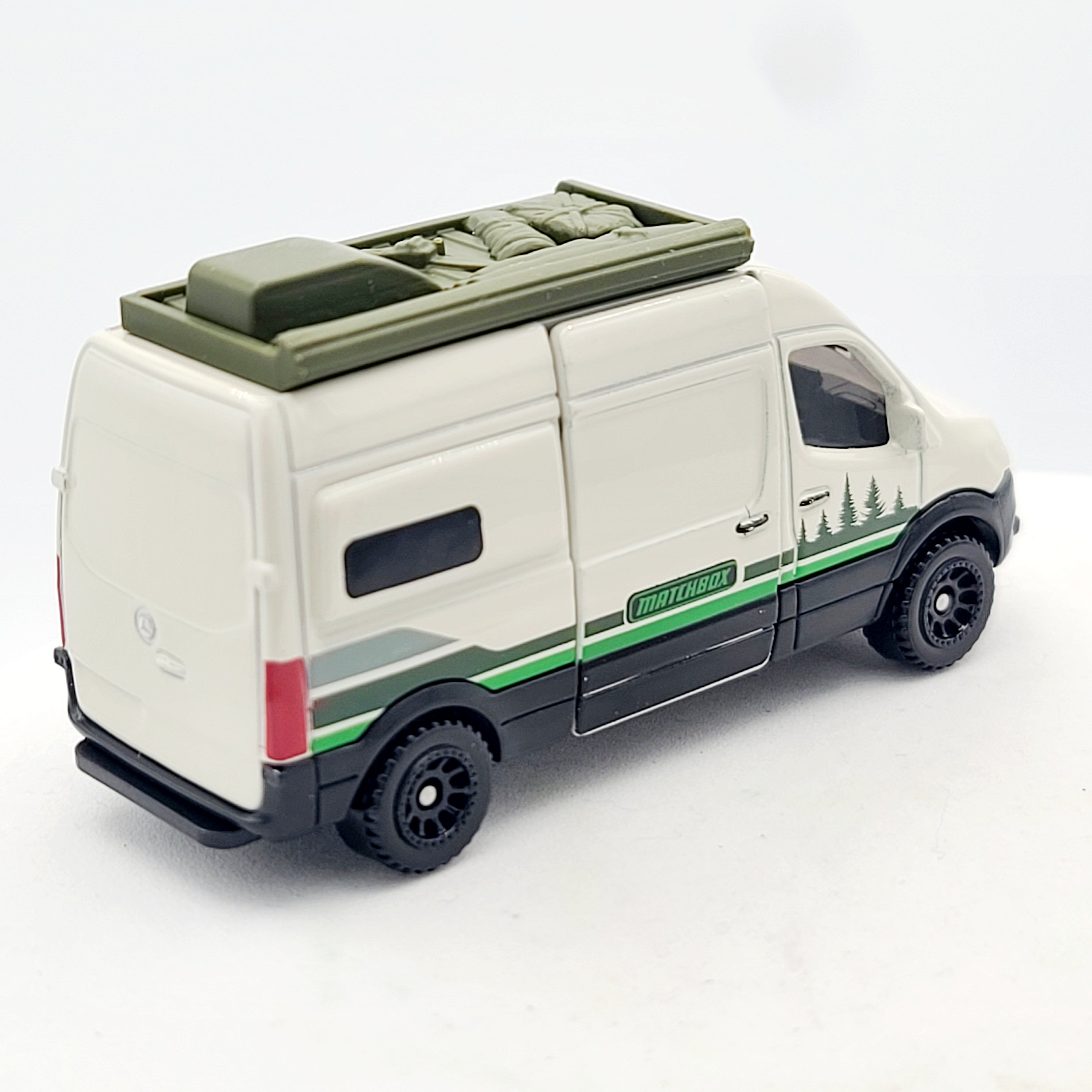 Matchbox Mercedes-Benz Sprinter Van (2023 Moving Parts)L